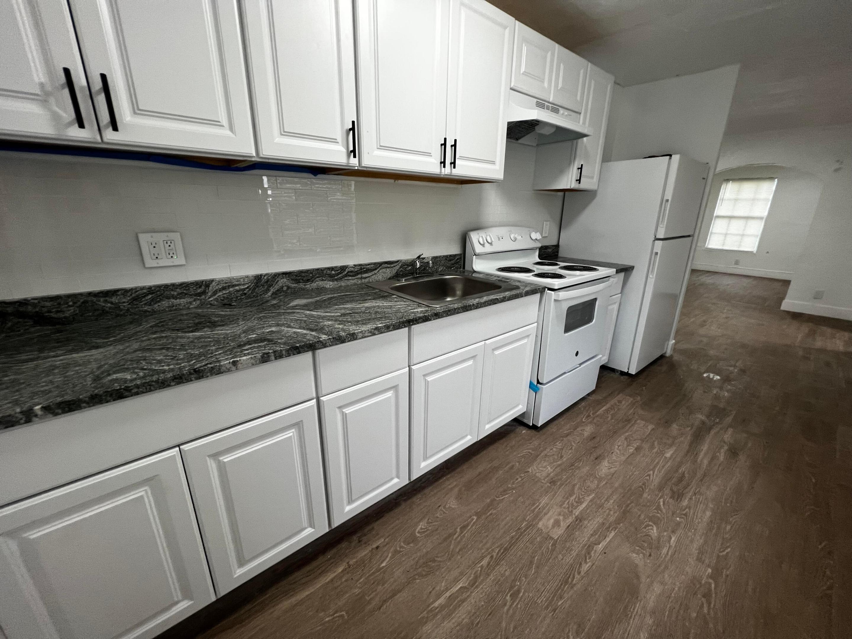 101 Nw 13th Avenue Property Photo 8