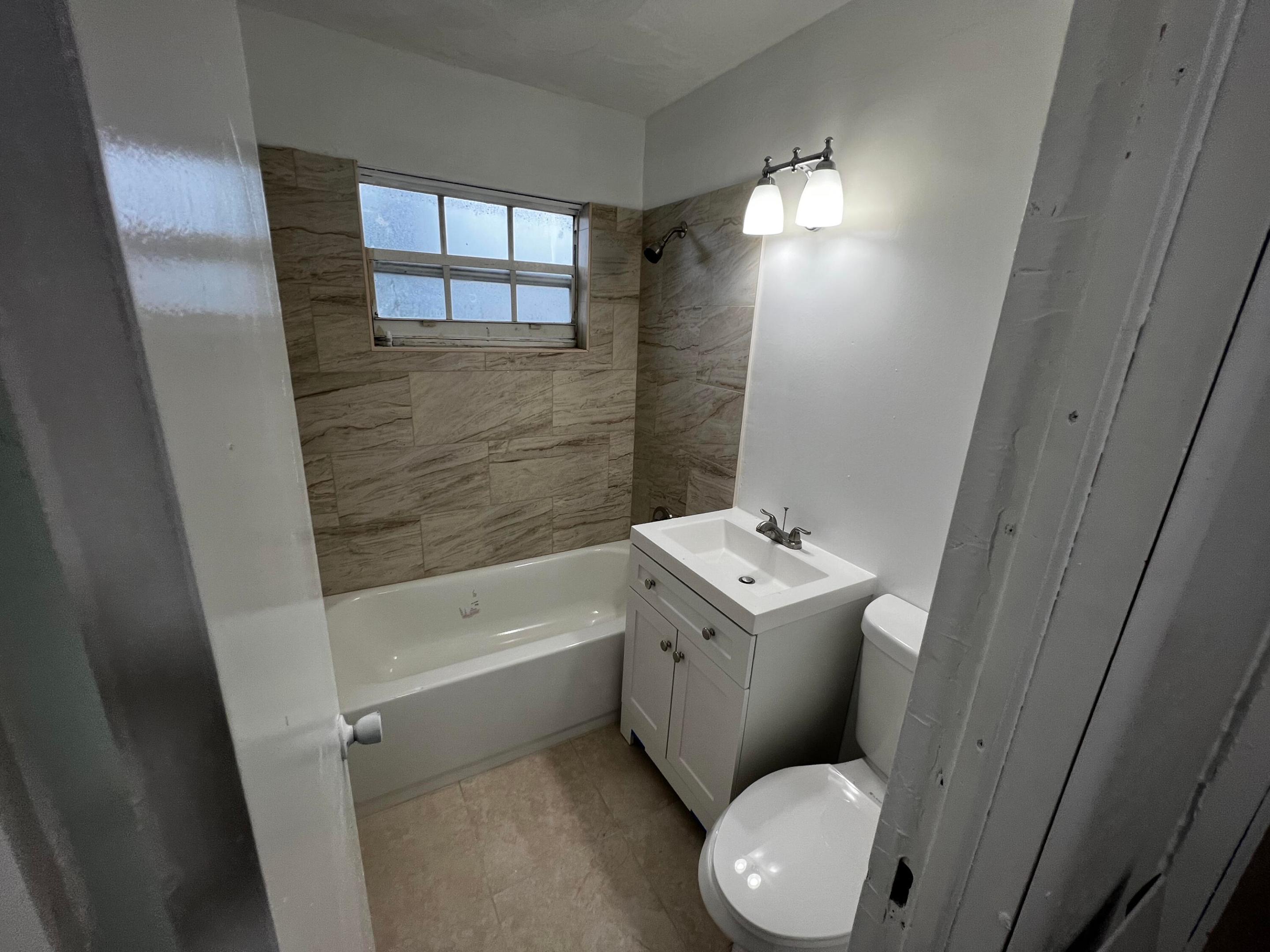 101 Nw 13th Avenue Property Photo 12