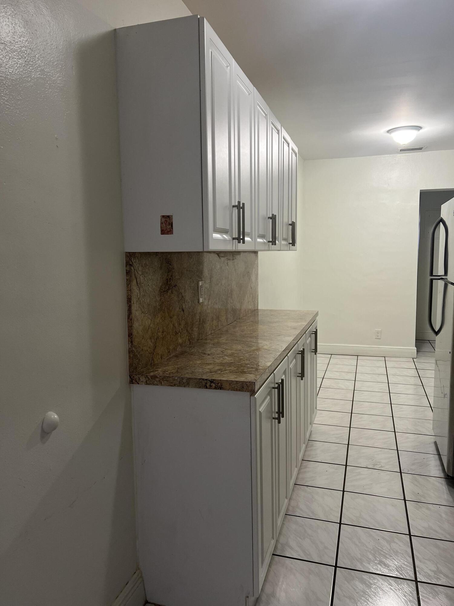 2600 S Ocean Drive S303 Property Photo 5
