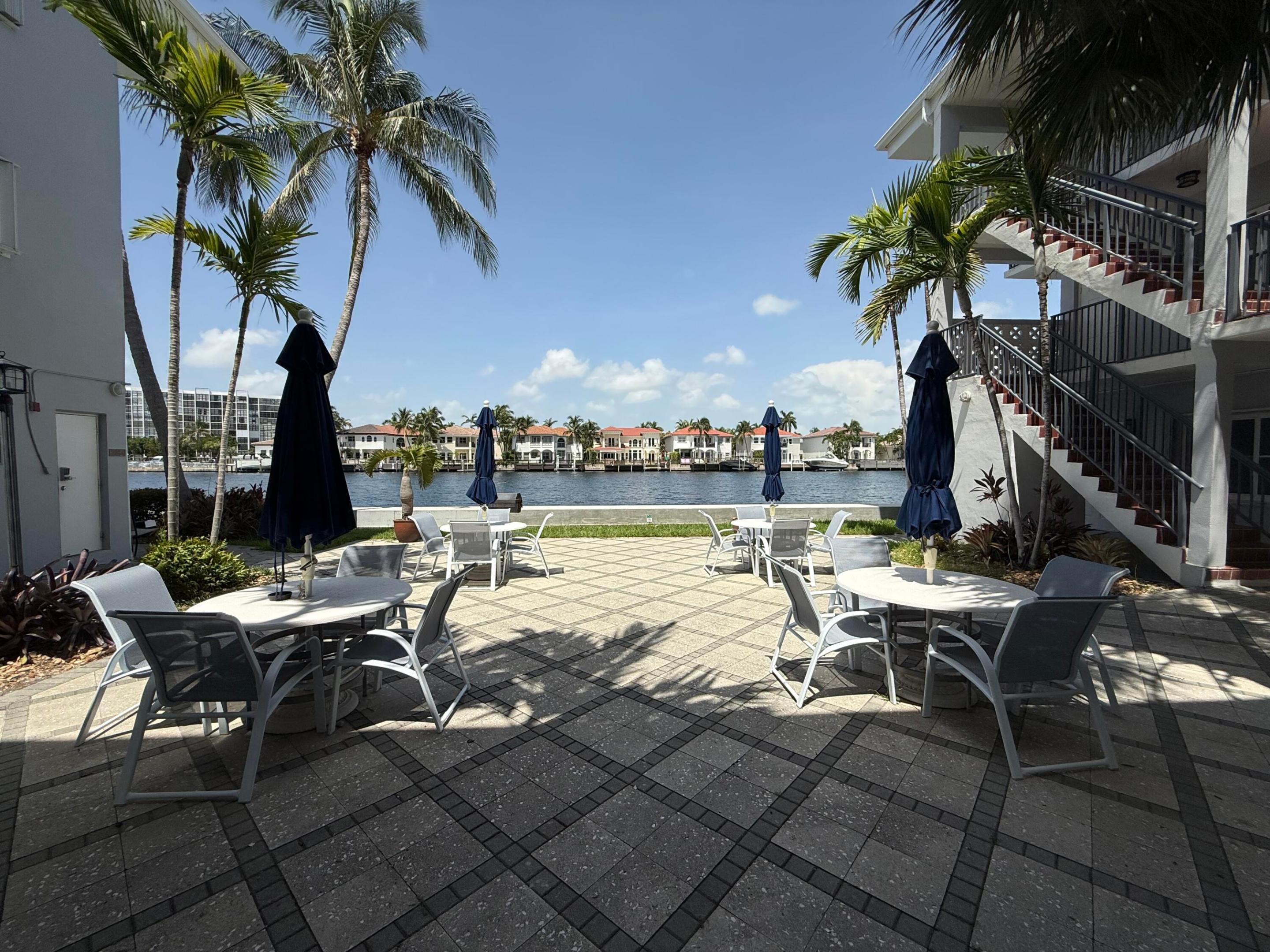 2600 S Ocean Drive S303 Property Photo 18