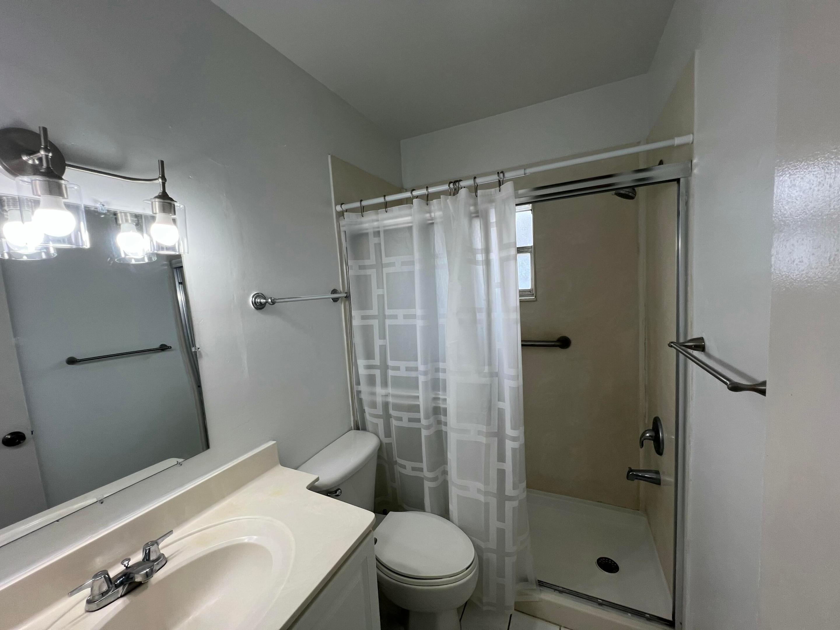 2600 S Ocean Drive S303 Property Photo 32