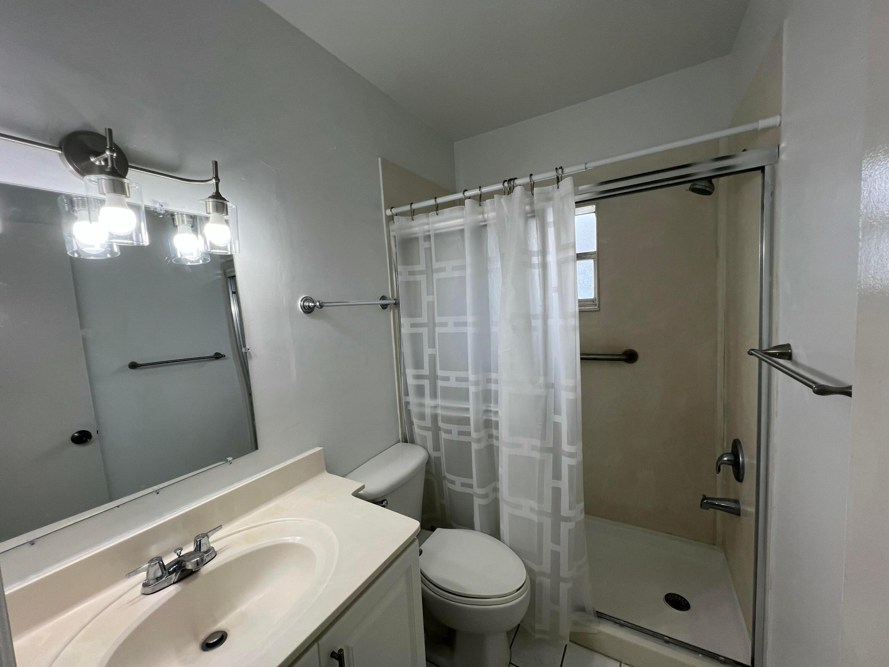 2600 S Ocean Drive S303 Property Photo 33