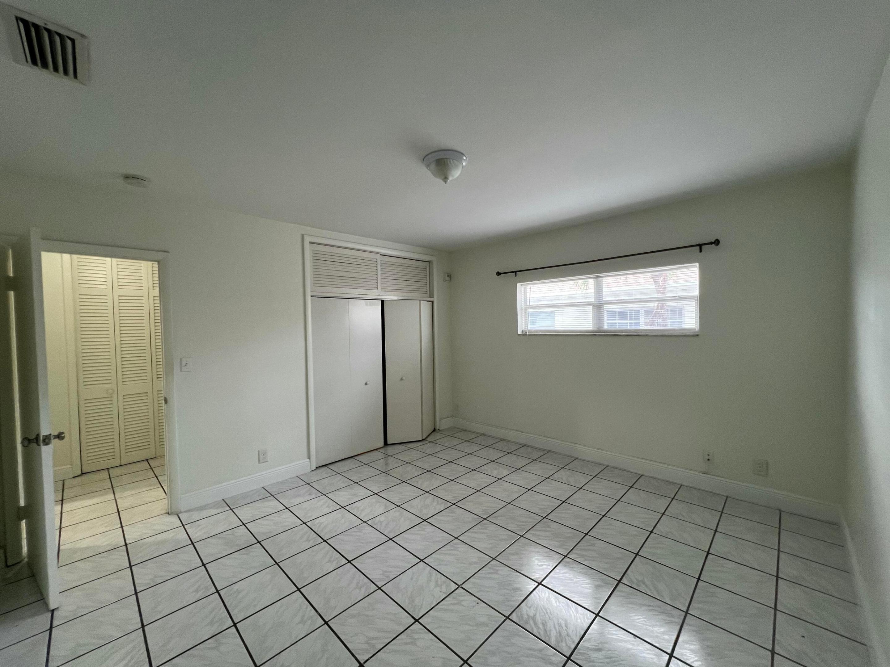 2600 S Ocean Drive S303 Property Photo 35