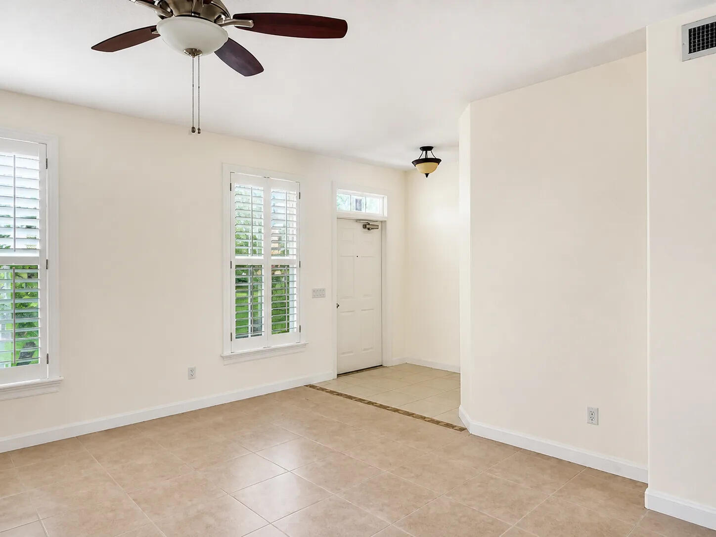 109 Ashley Court Property Photo 4