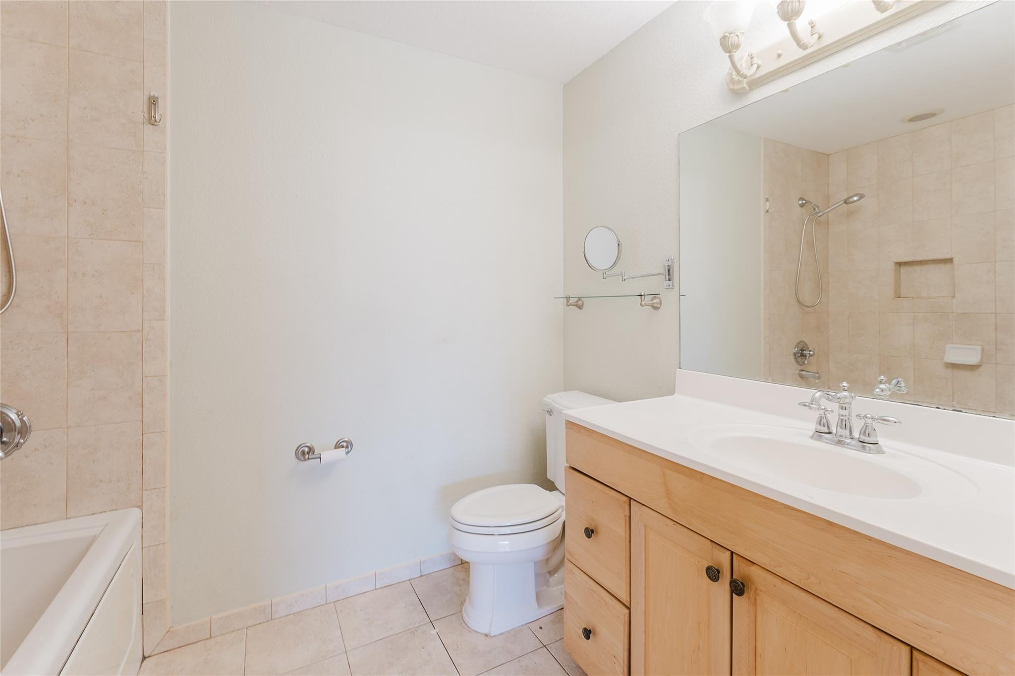 816 Se 13th Court Property Photo 25