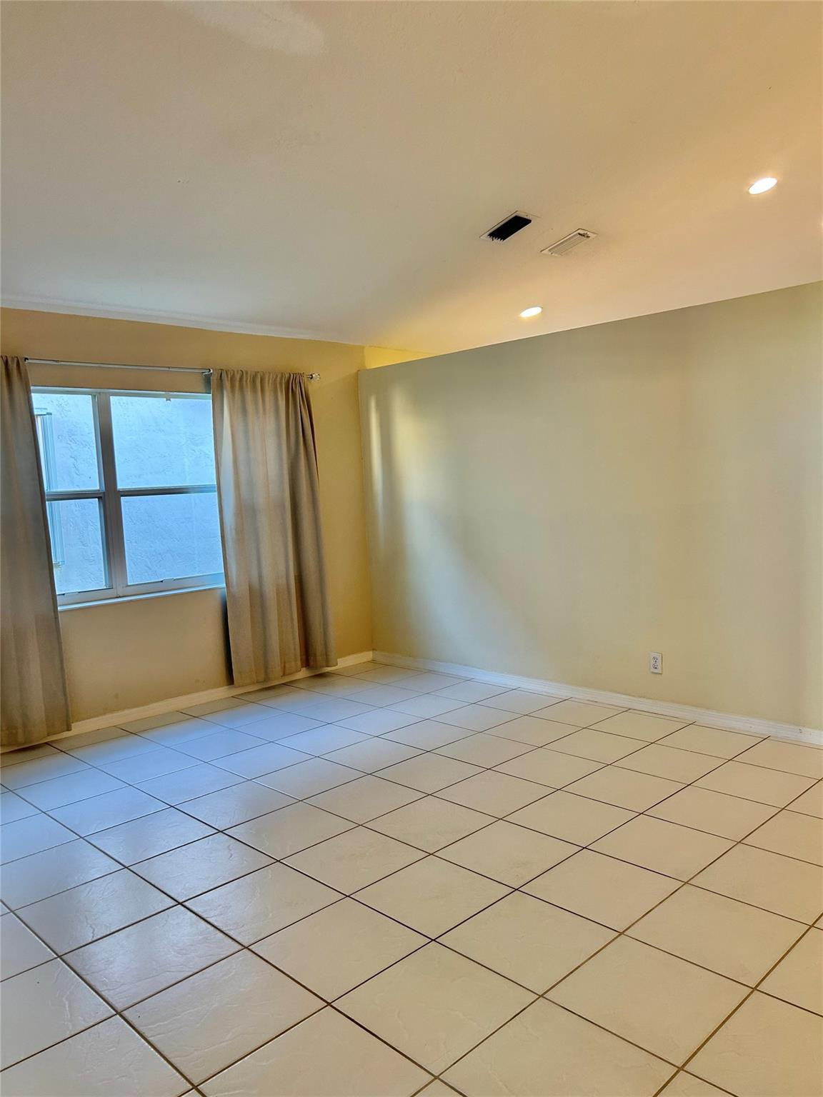 3694 Miramontes Circle Property Photo 6