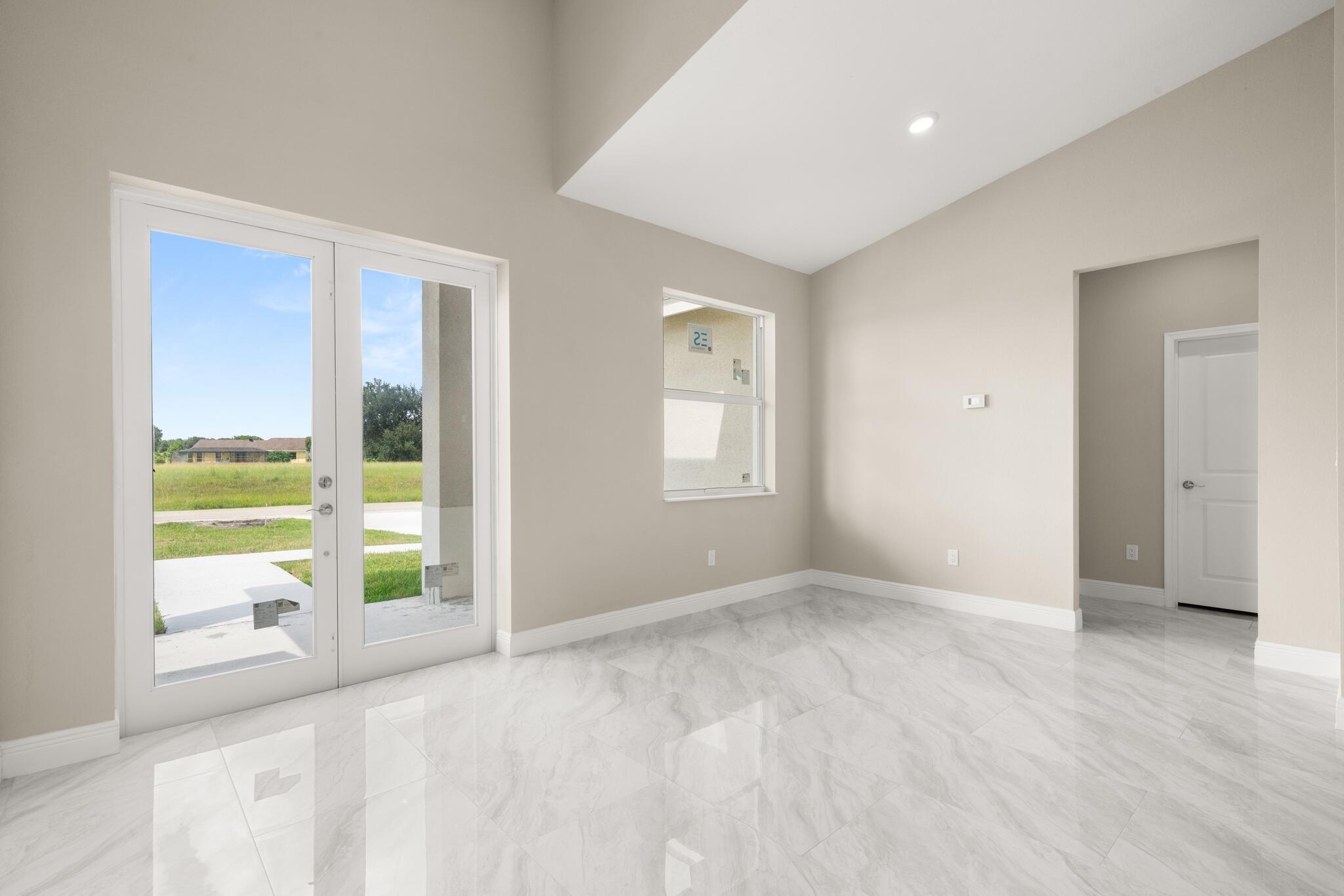525 Glen Mar Circle Property Photo 15