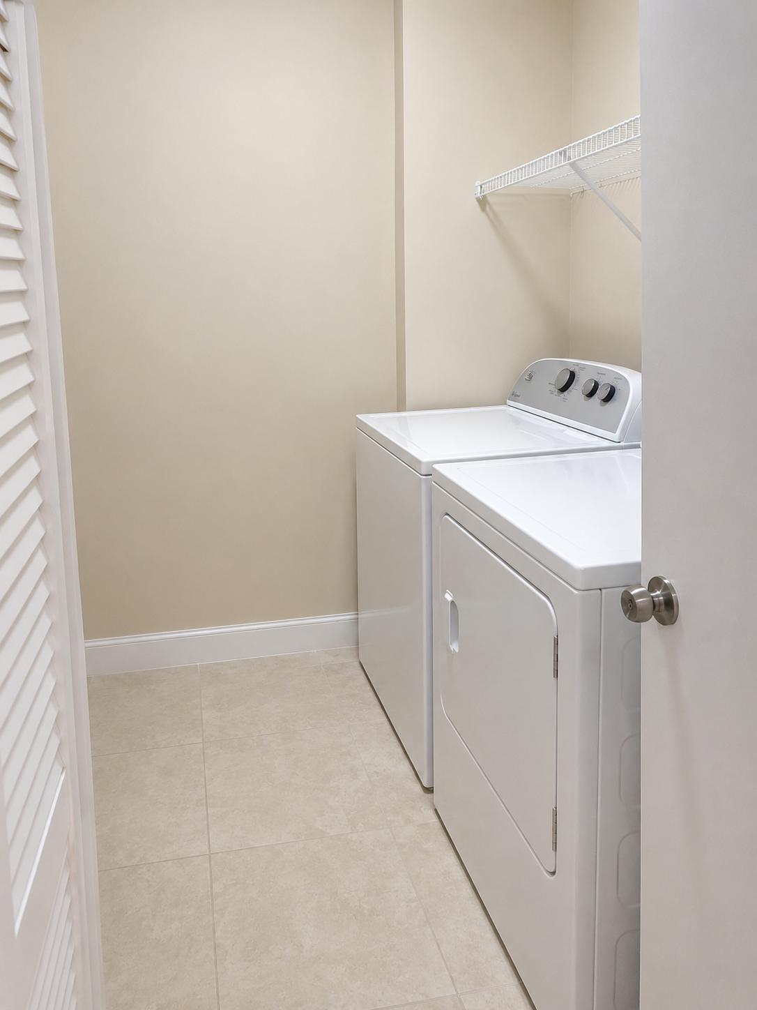 5574 Witney Drive 206 Property Photo 11