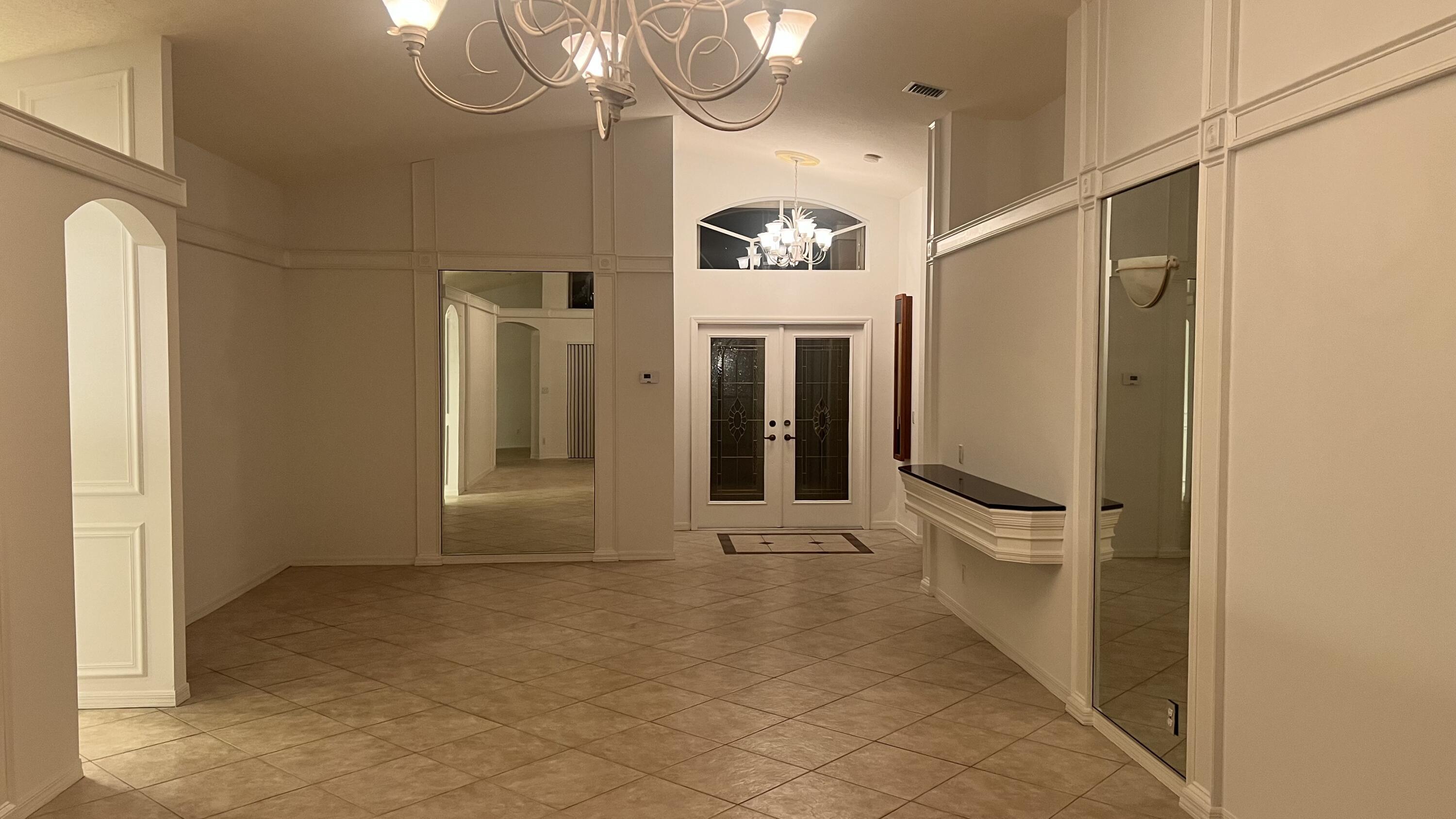 6523 Vía Trento Property Photo 6