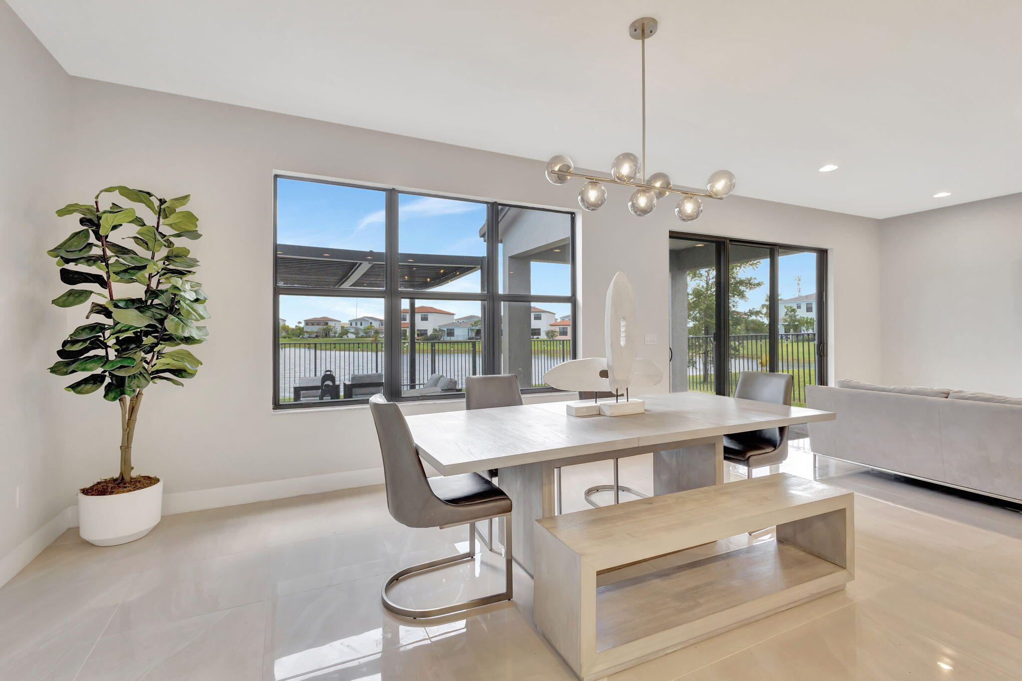 16608 Cove Road Property Photo 11