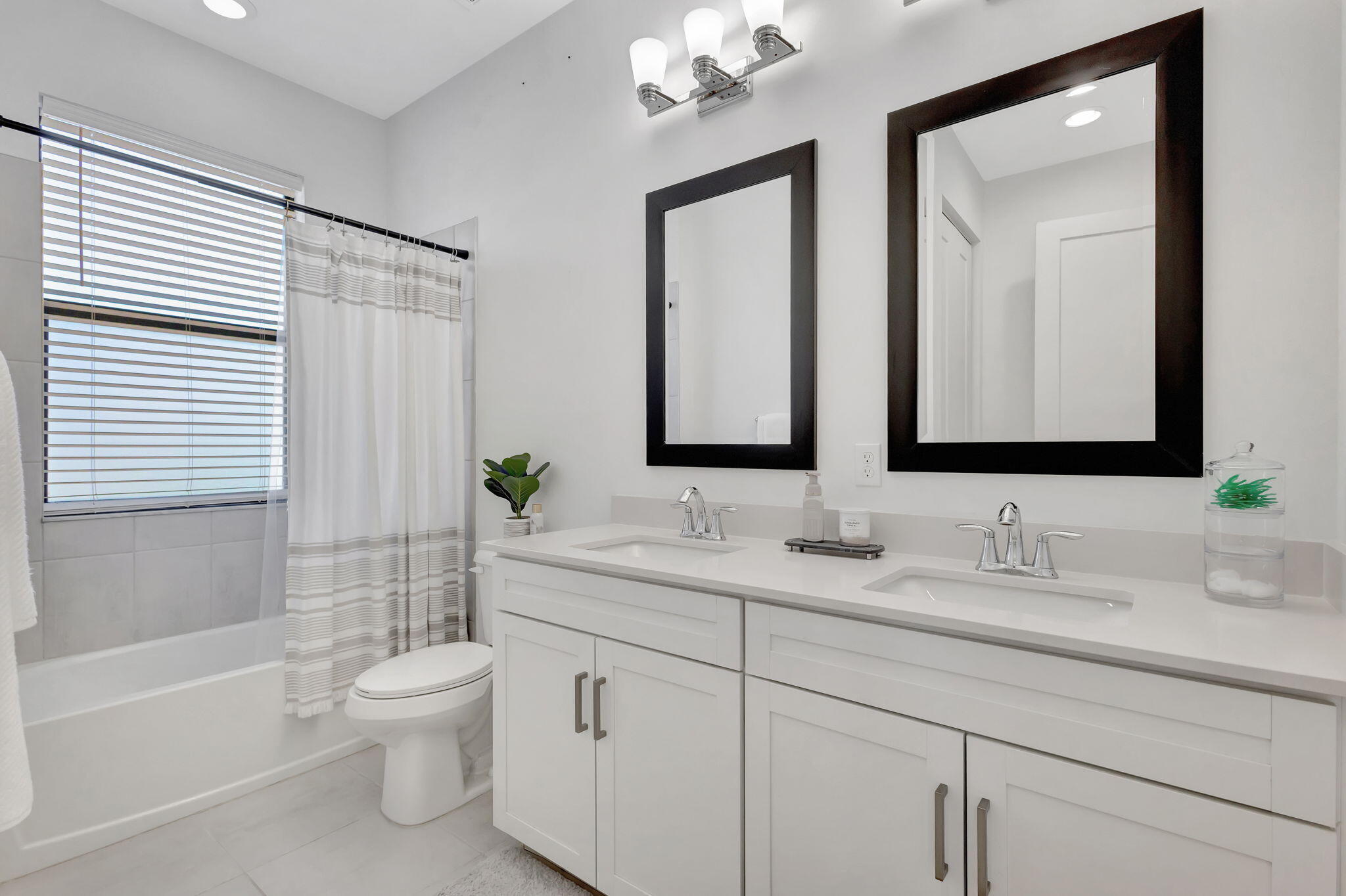 16608 Cove Road Property Photo 29
