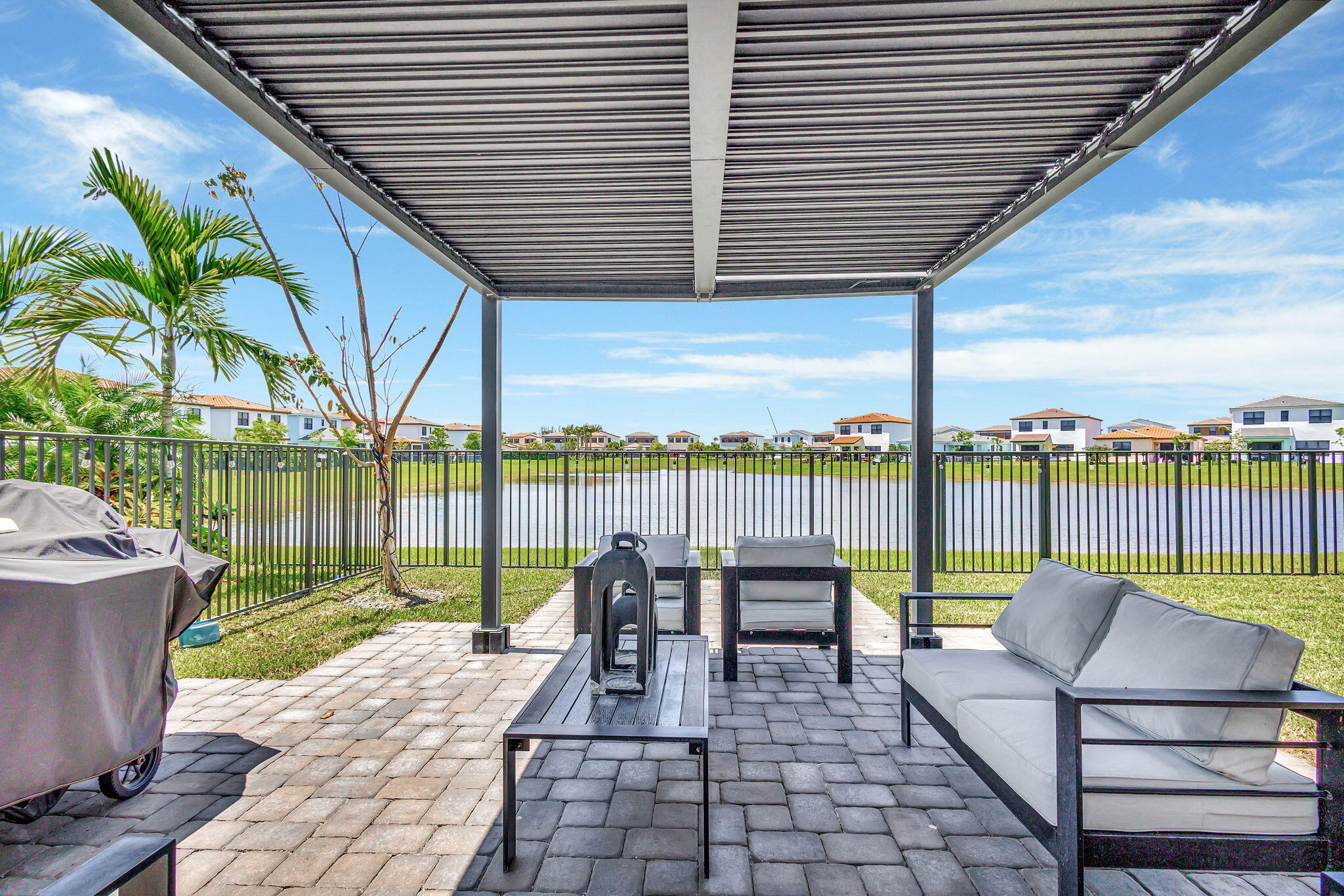 16608 Cove Road Property Photo 45