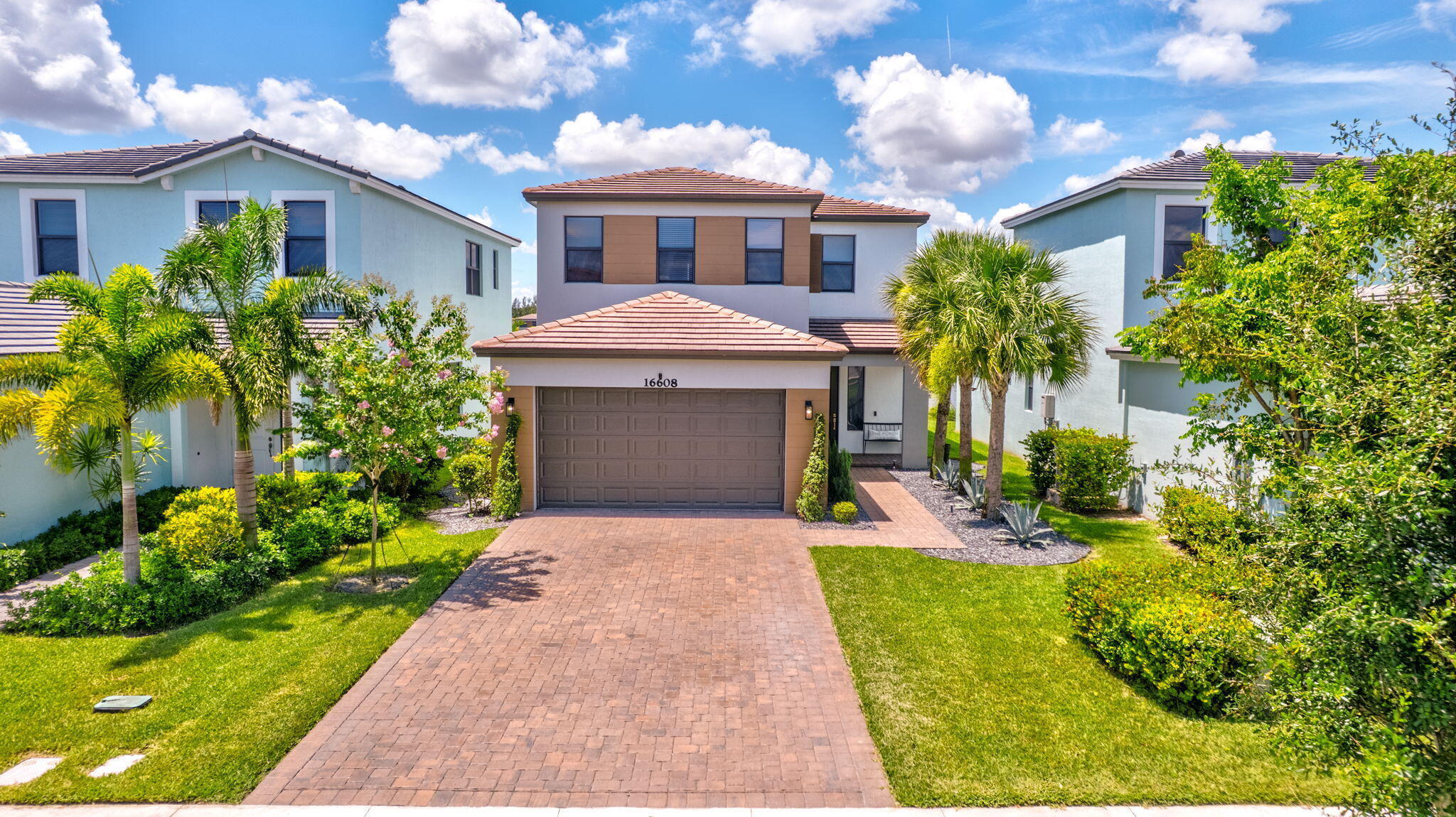 16608 Cove Road Property Photo 47