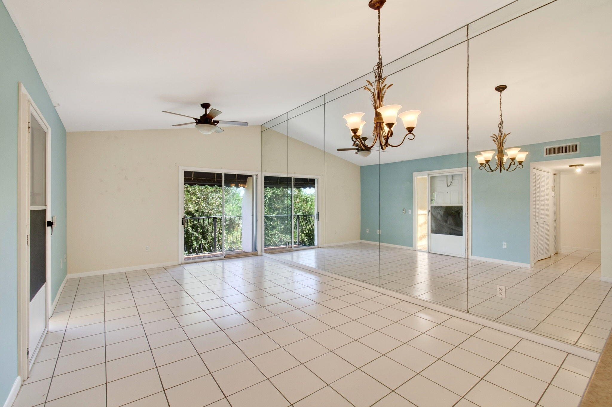 179 Waterside Drive 179 Property Photo 11