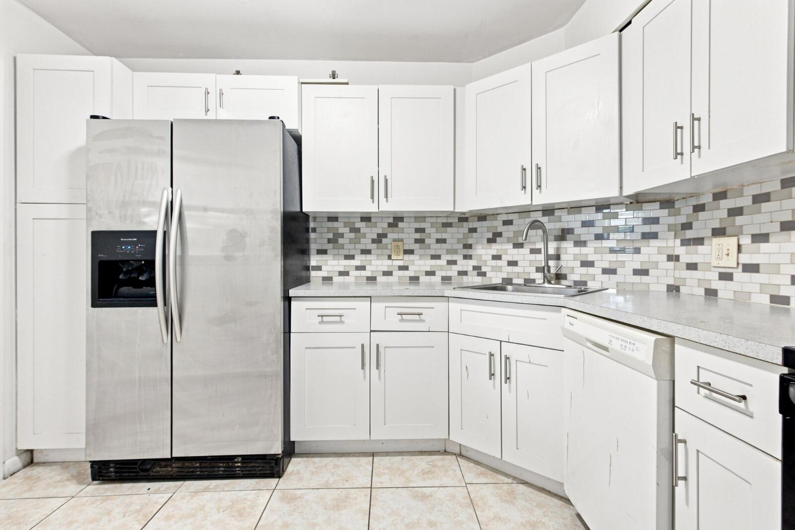 3280 Spanish Moss Terrace 403 Property Photo 5