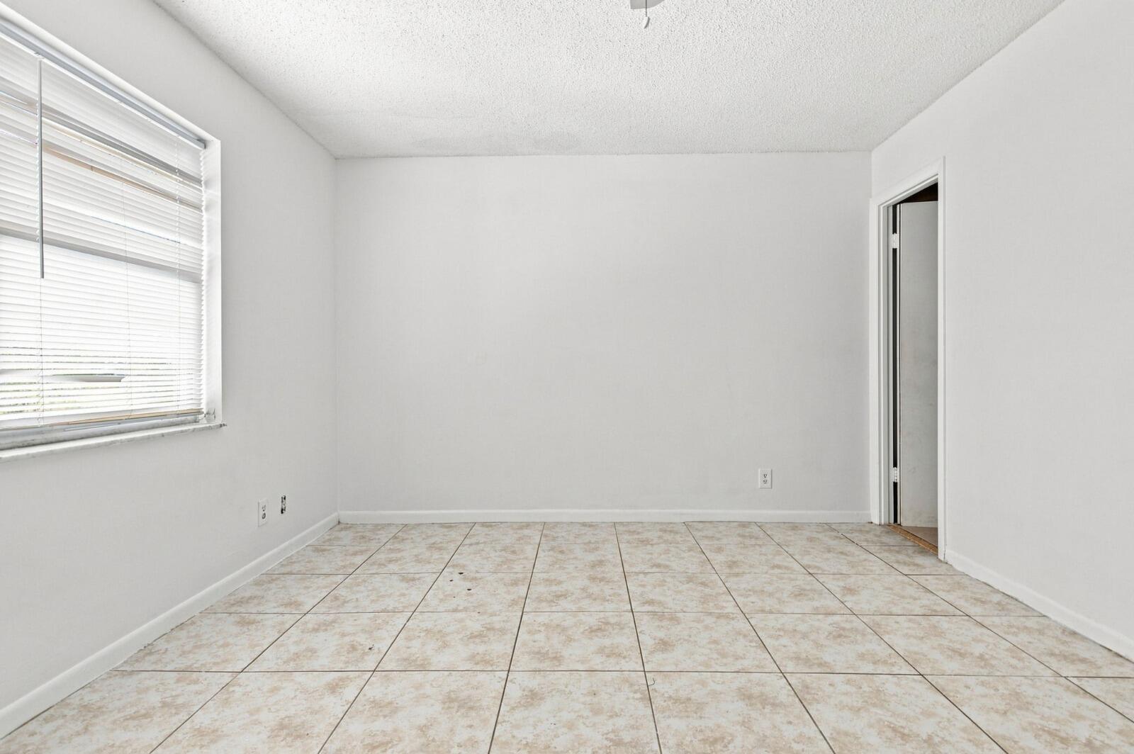 3280 Spanish Moss Terrace 403 Property Photo 19