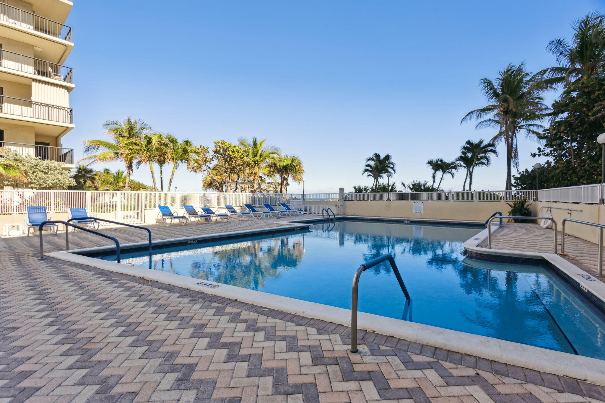 1800 S Ocean Boulevard 708 Property Photo 67
