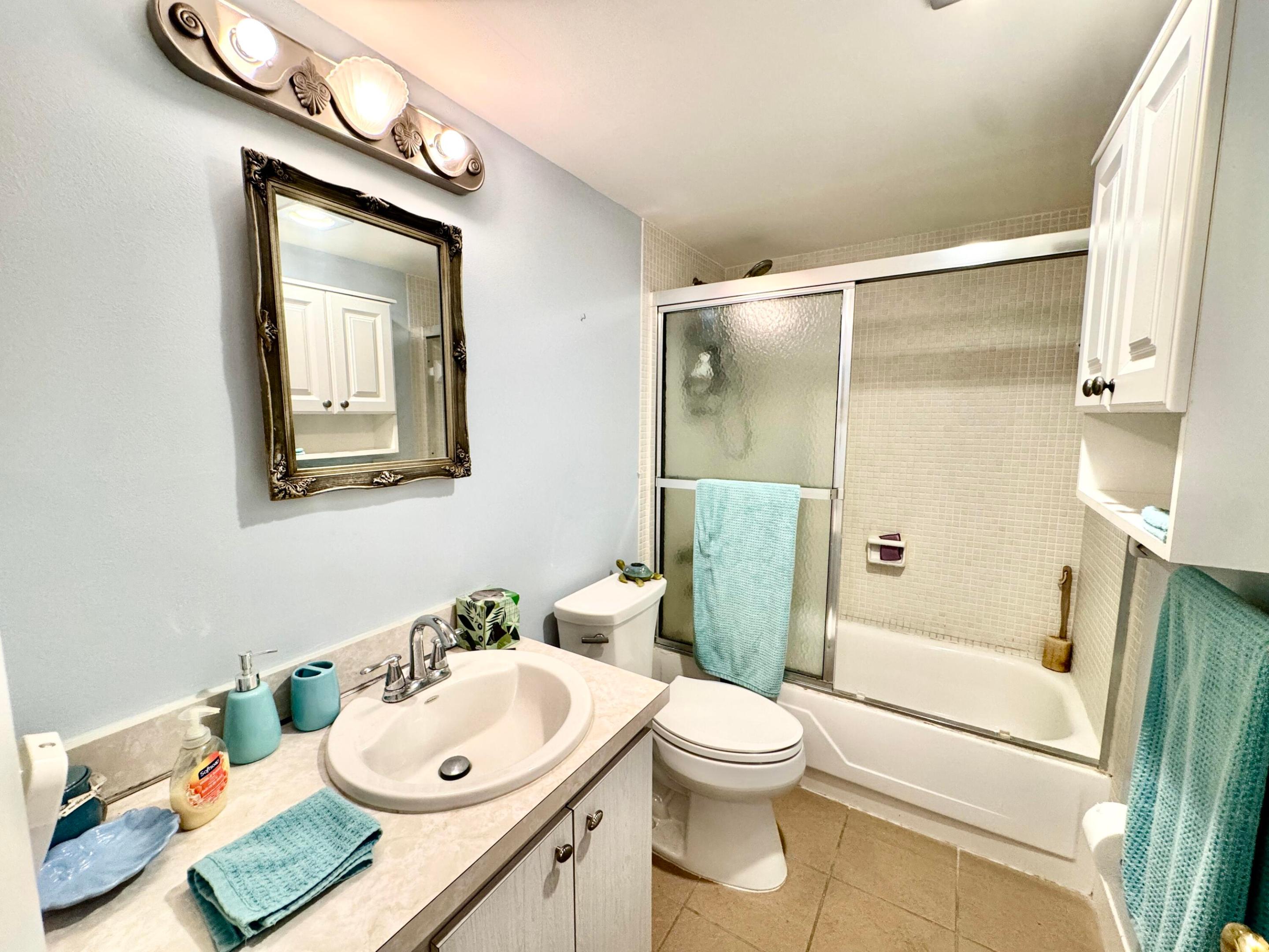 1100 Ponce De Leon Circle E306 Property Photo 20