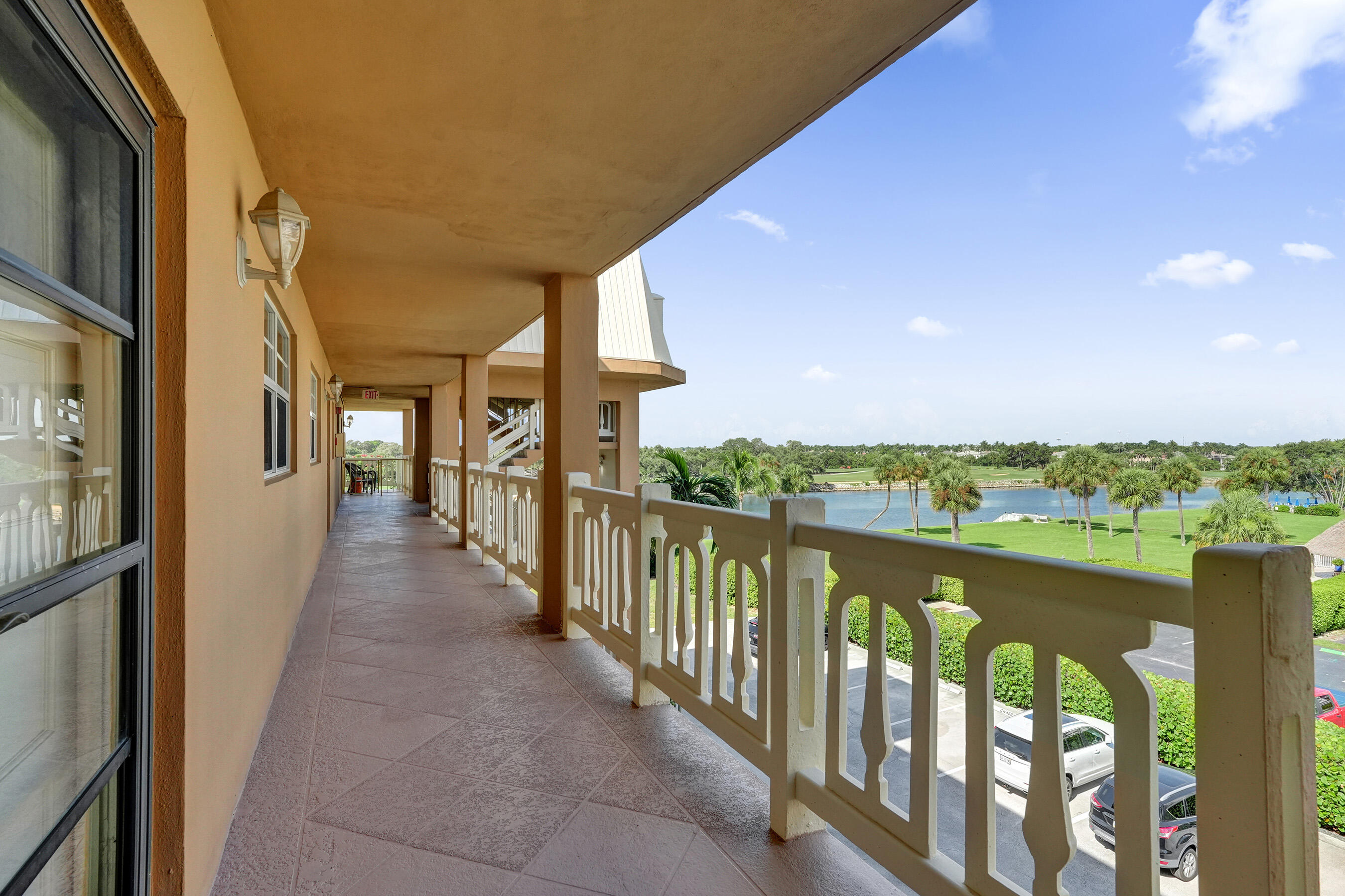 308 Golfview Road 406 Property Photo 23