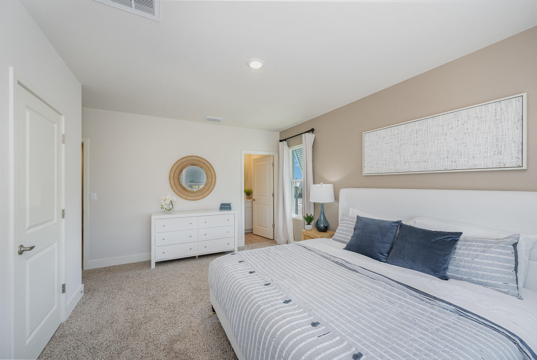 8187 Cobblestone Drive Property Photo 9