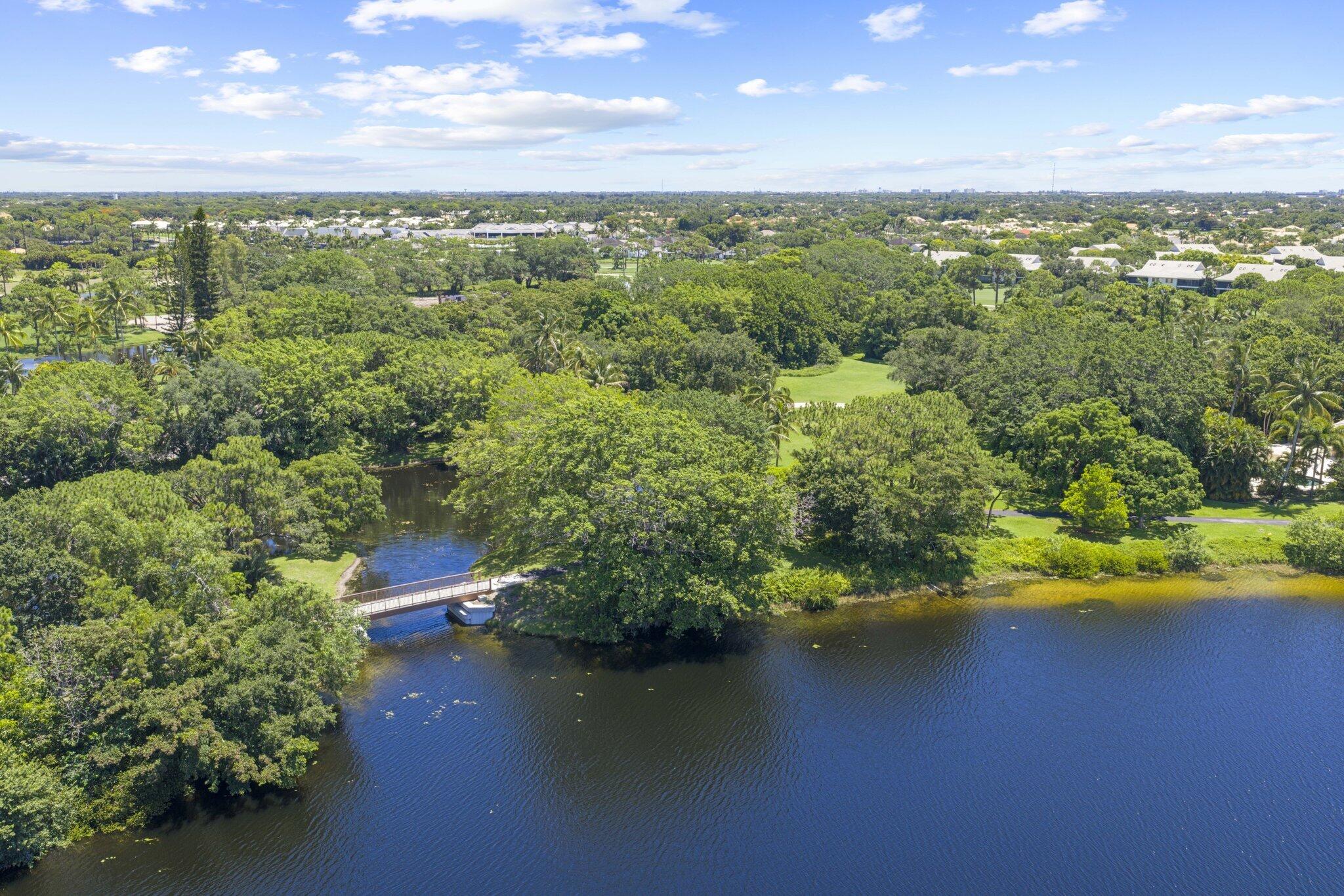 6001 Le Lac Road Property Photo 3
