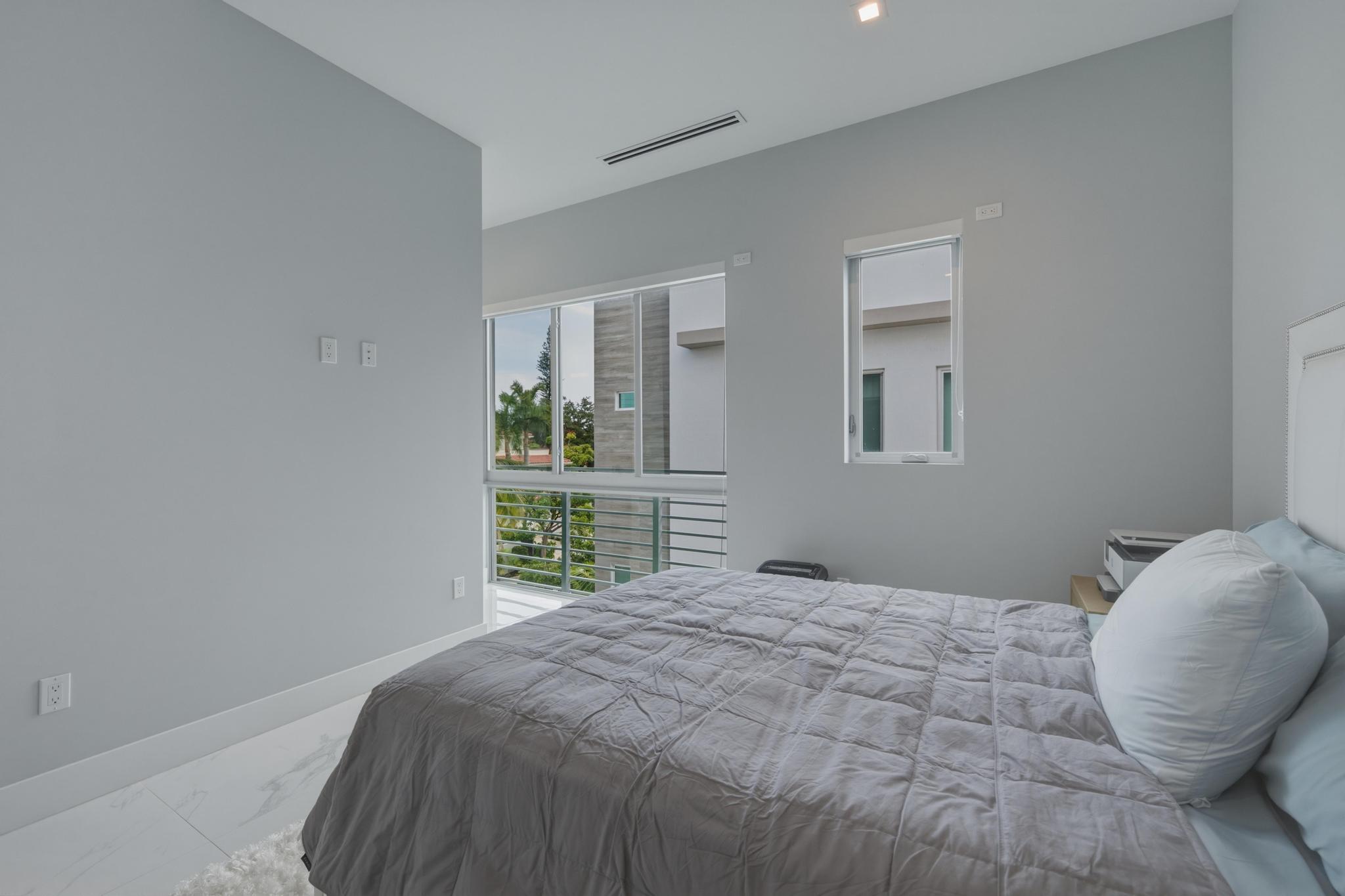 5 Se 11th Avenue Property Photo 33