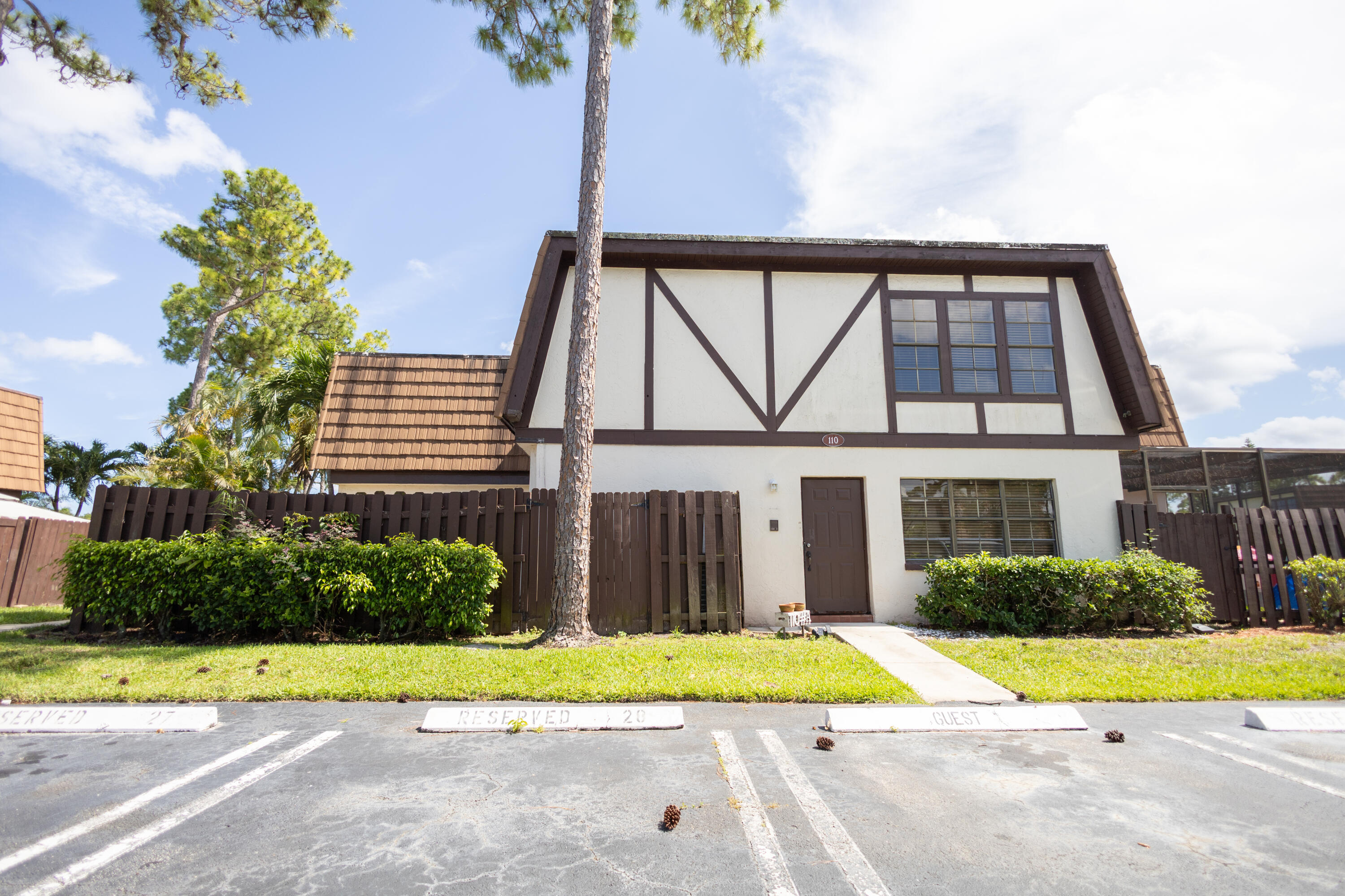 110 Weybridge Circle A Property Photo 13