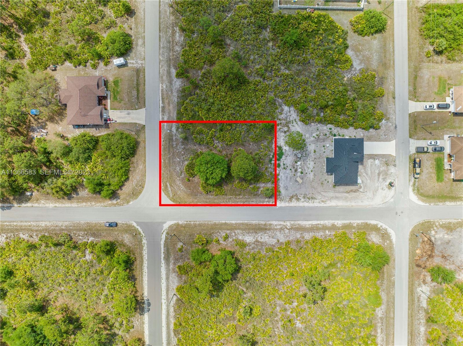 2700 39TH Street W Property Photo 1