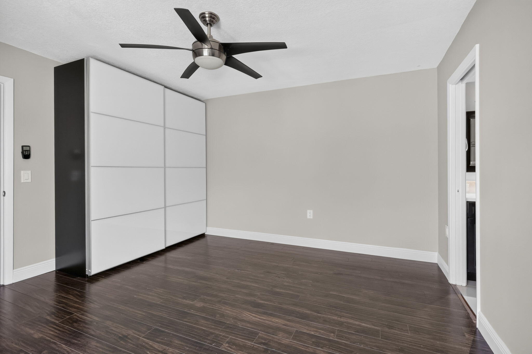 846 Blue Ridge Circle Property Photo 8