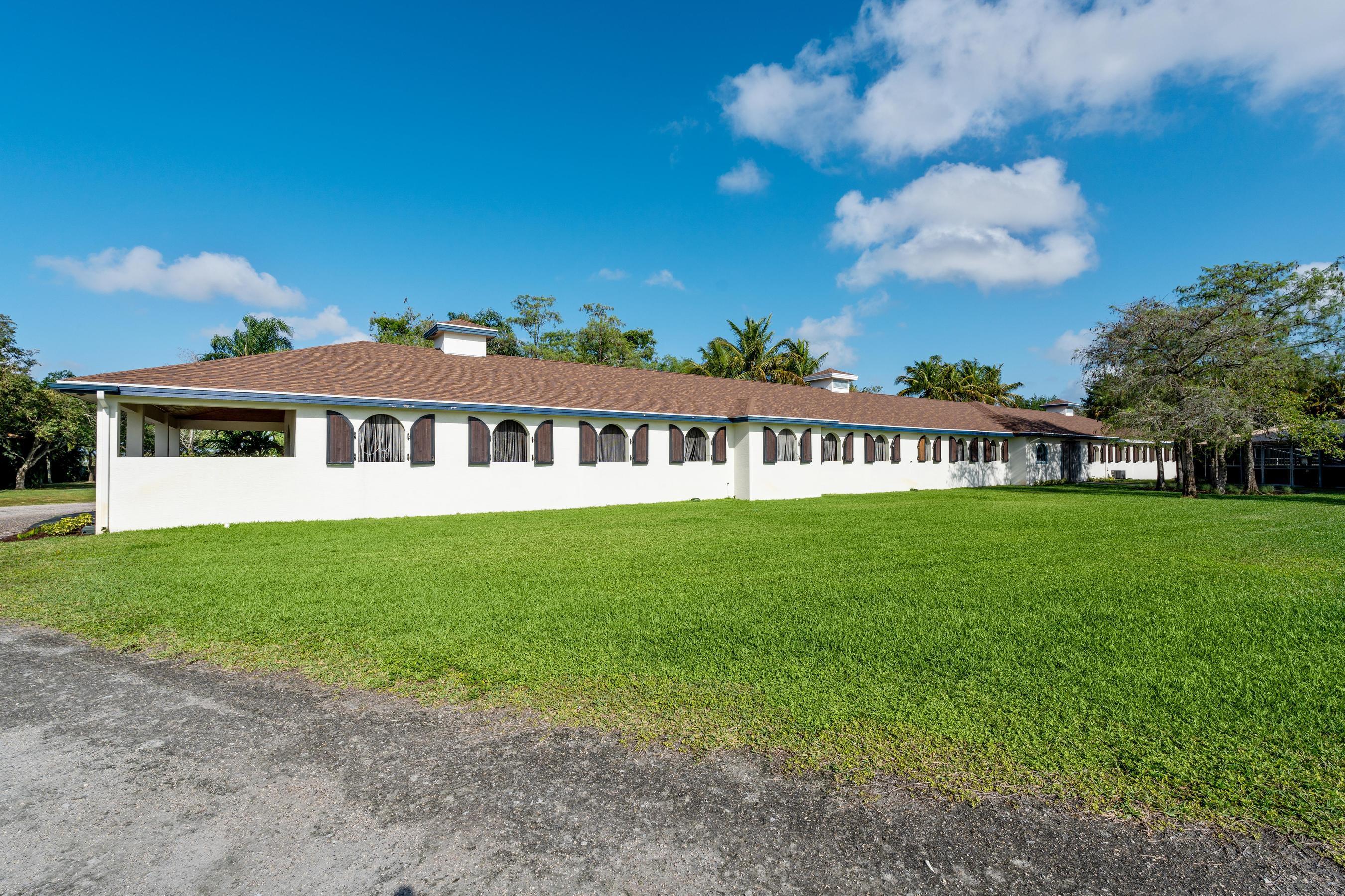 5656 South Shore Boulevard Property Photo 10