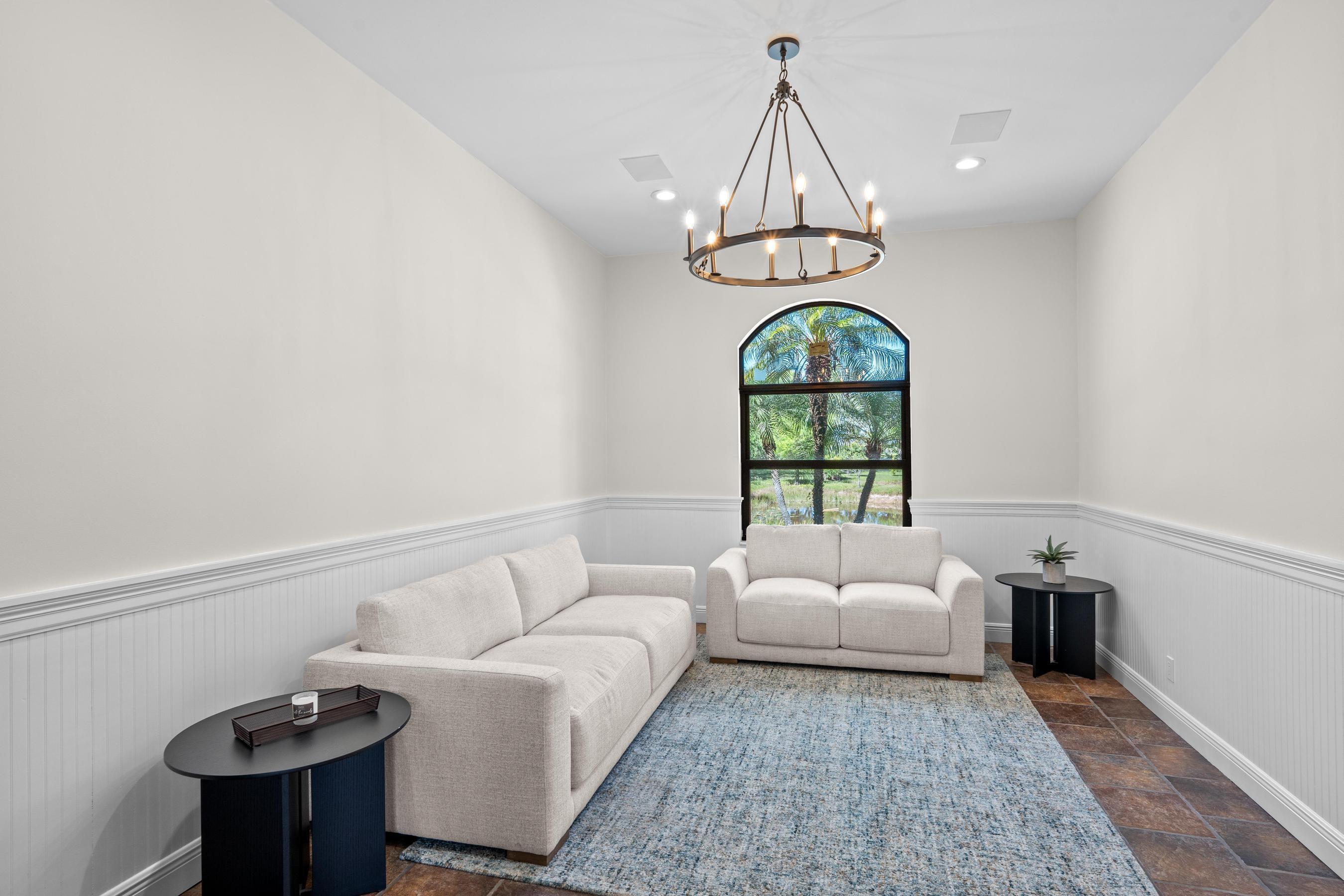 5656 South Shore Boulevard Property Photo 11