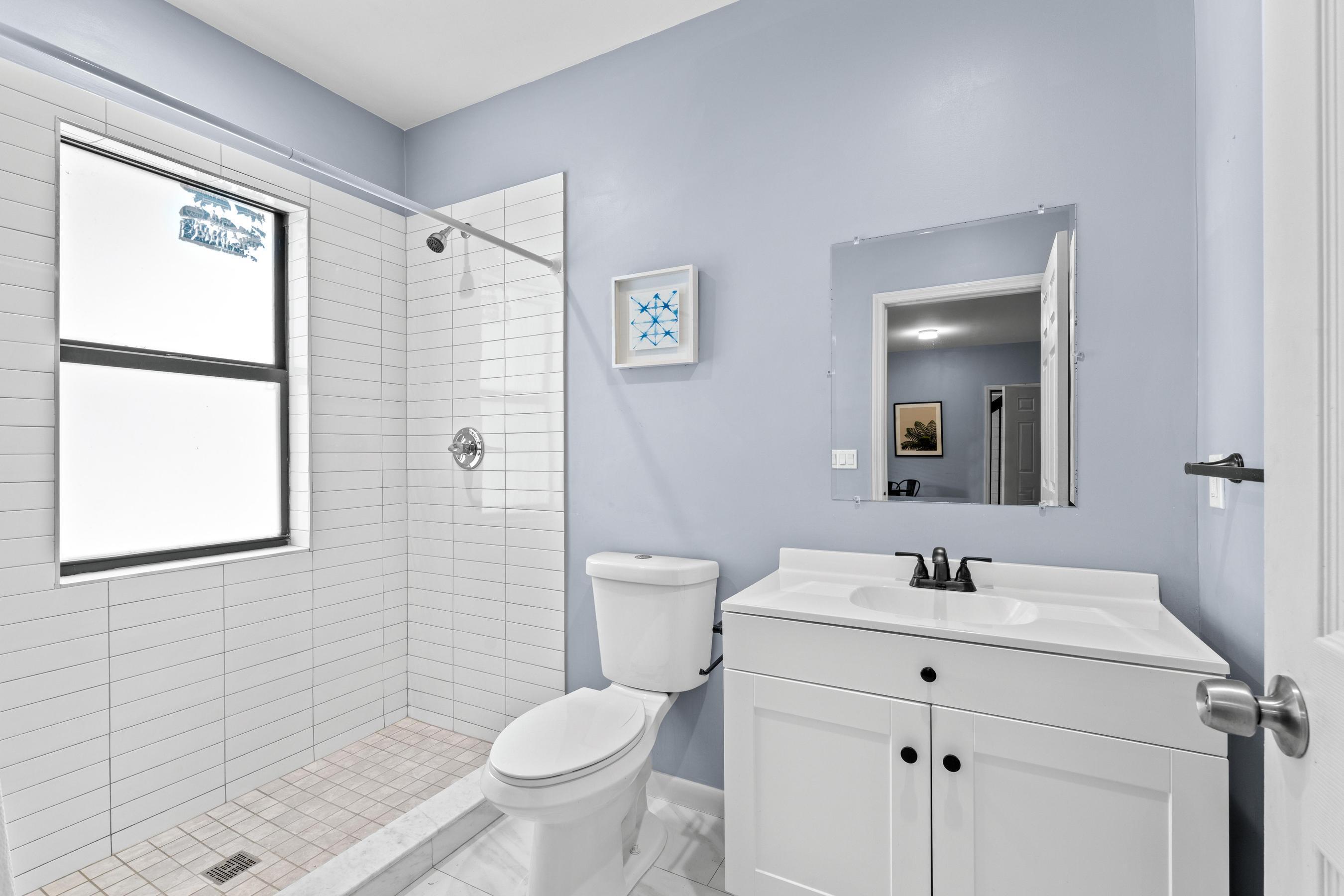 5656 South Shore Boulevard Property Photo 18