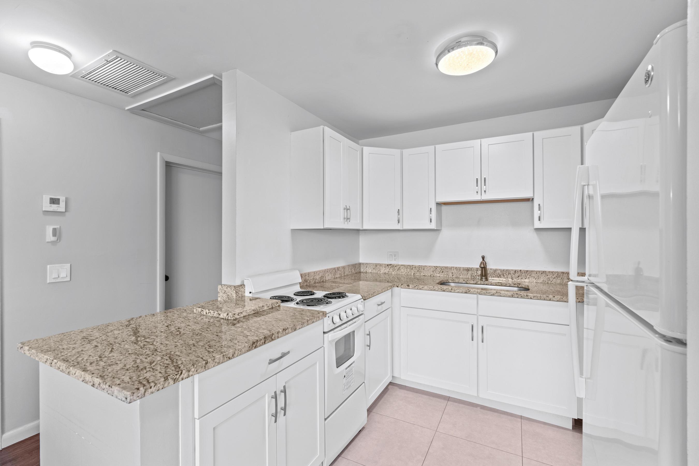 5656 South Shore Boulevard Property Photo 33