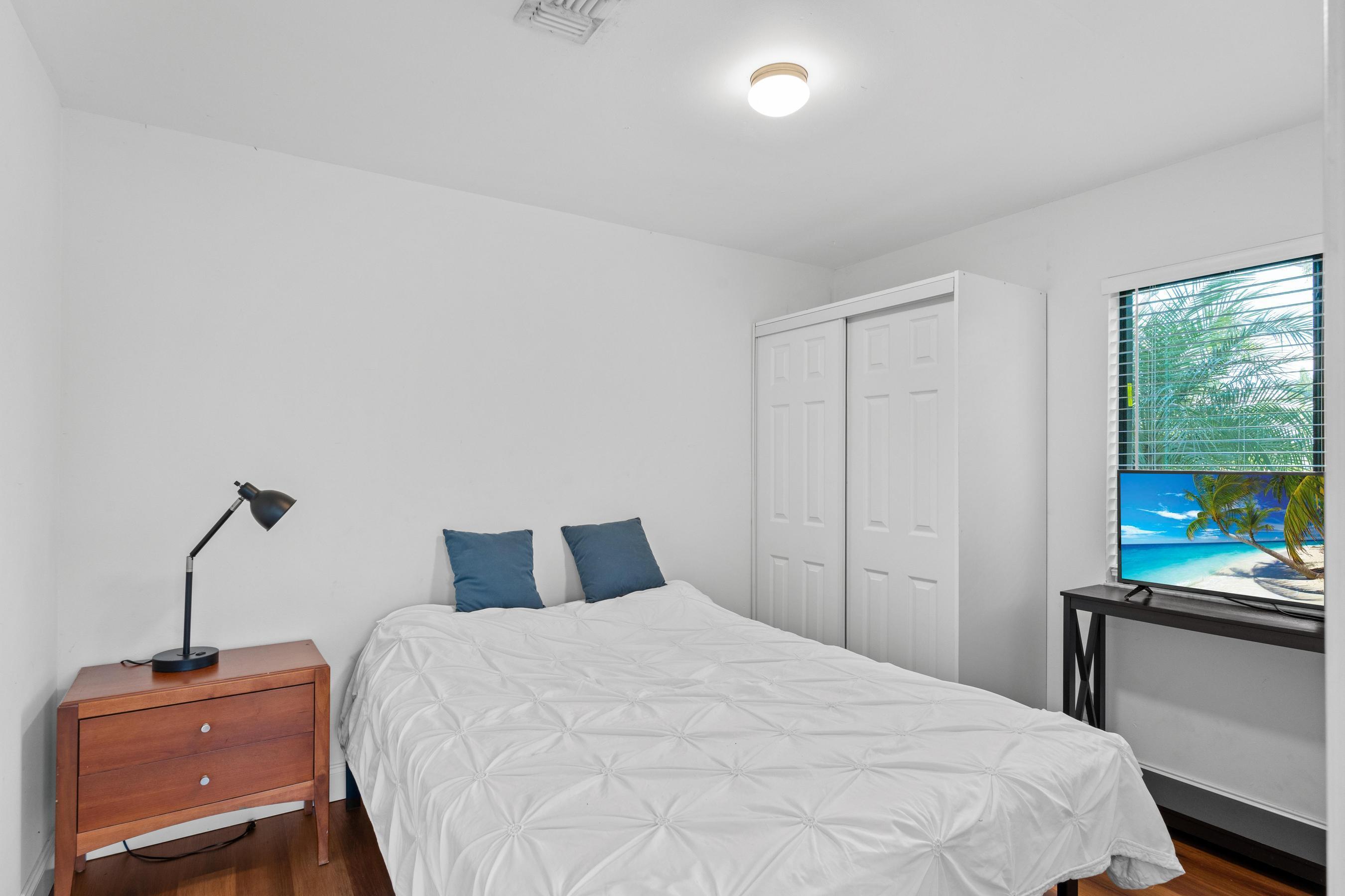 5656 South Shore Boulevard Property Photo 44