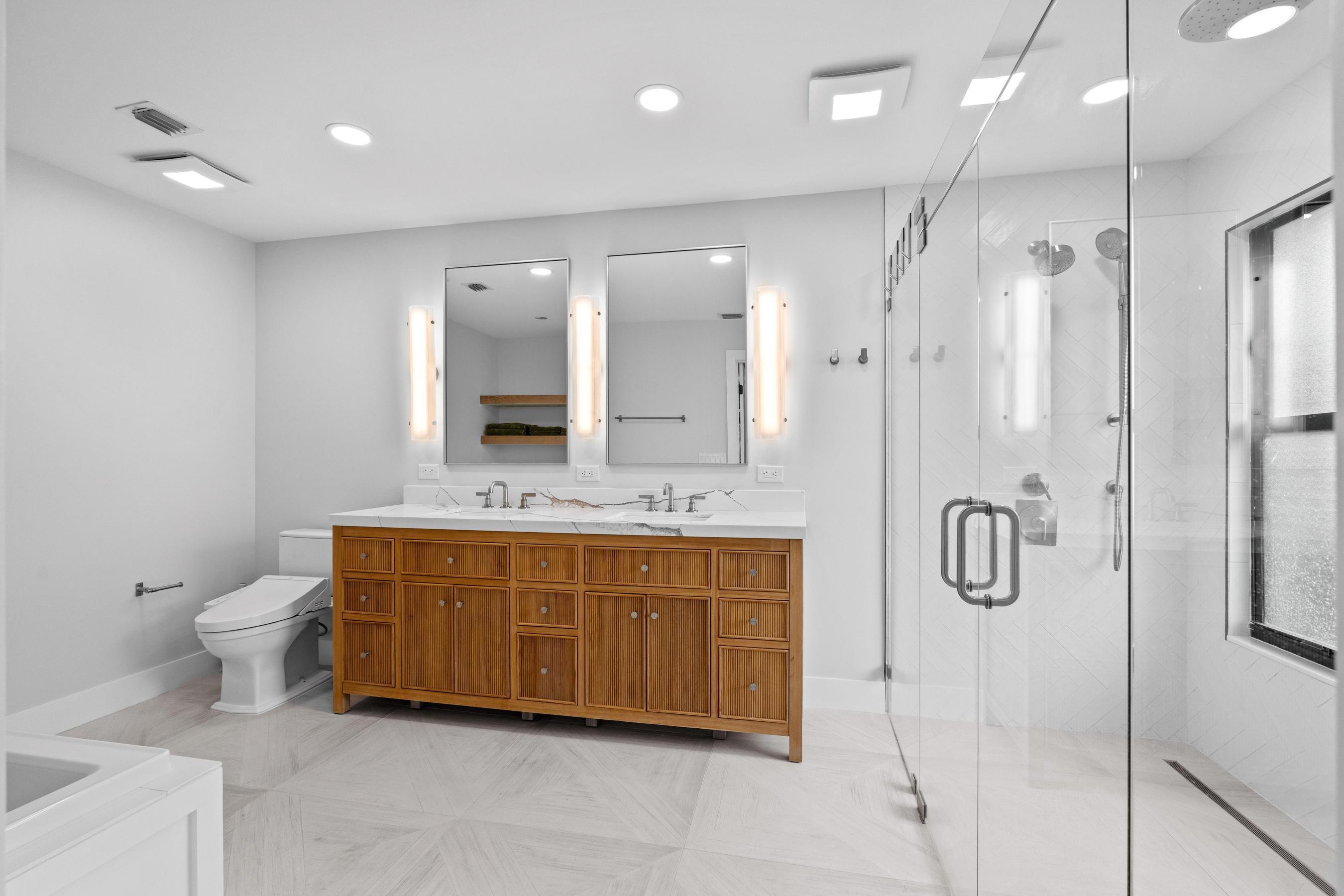 5656 South Shore Boulevard Property Photo 71