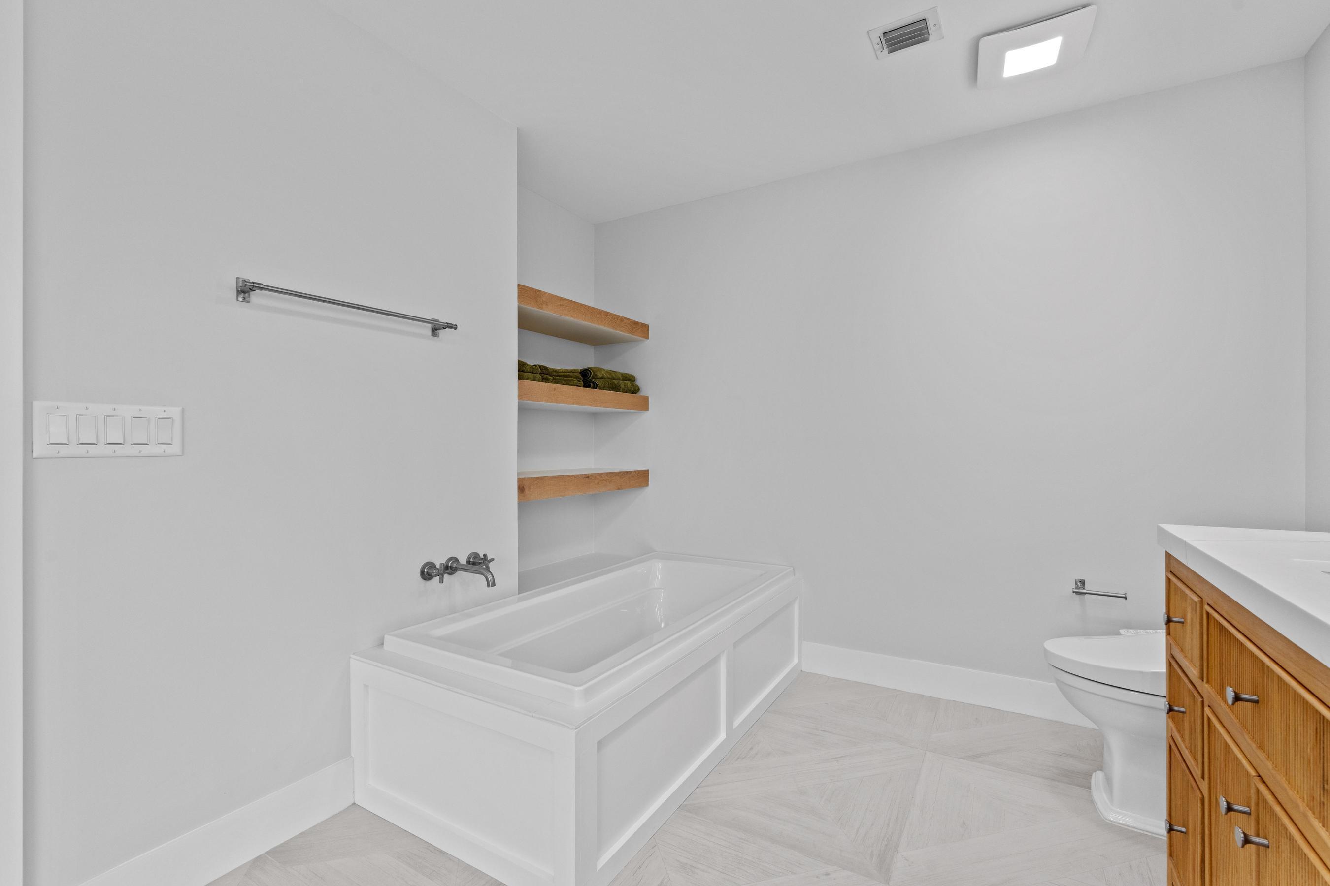 5656 South Shore Boulevard Property Photo 72