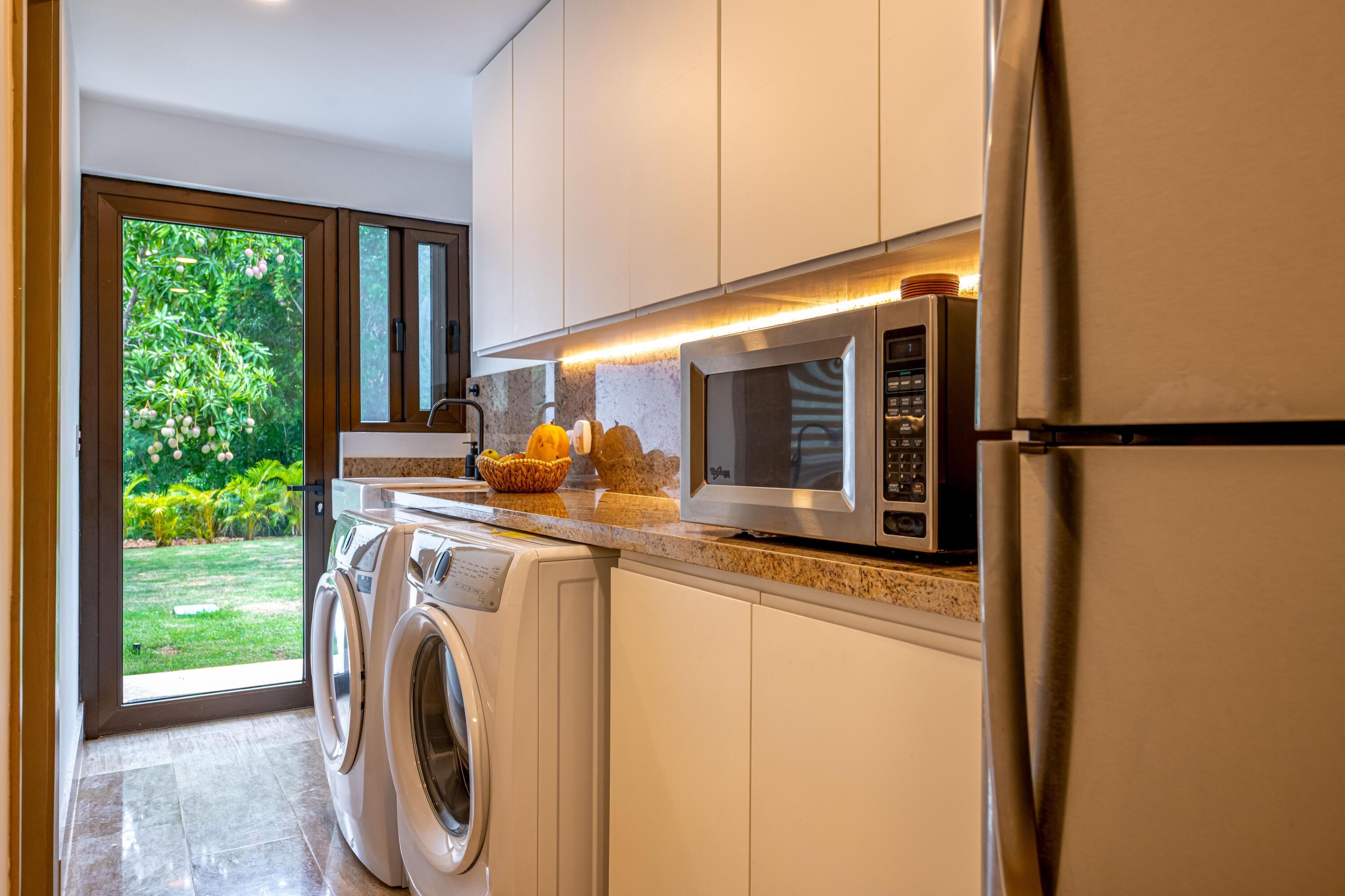 1 19 Property Photo 18