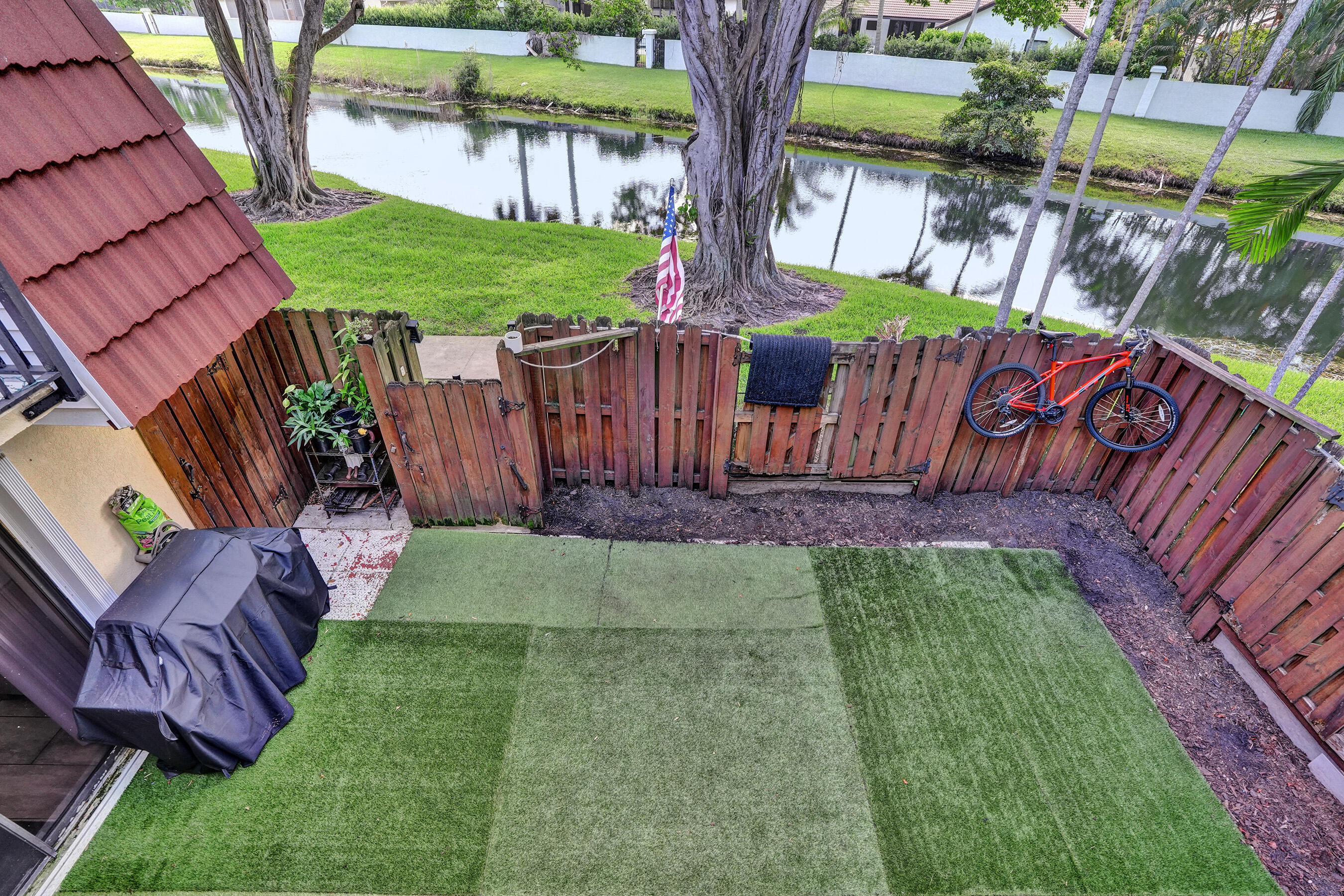 9993 Nw 7th Street Property Photo 16