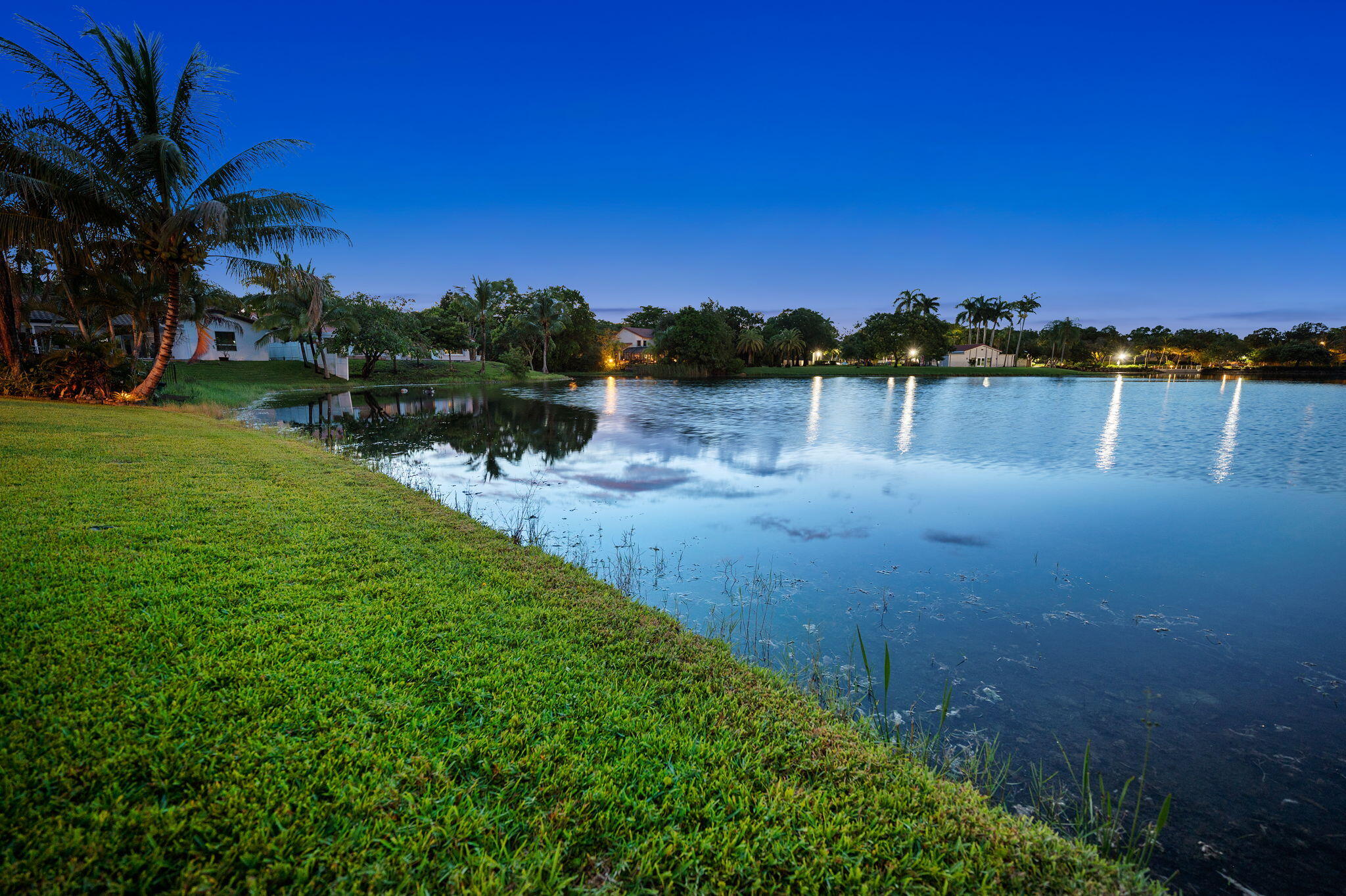 11613 Sunfish Way Property Photo 6