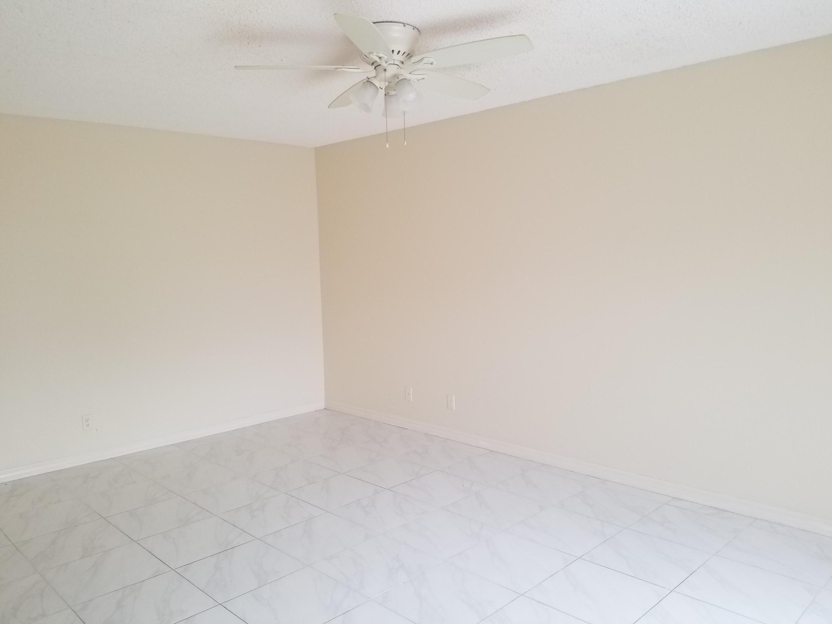 1313 Peppertree Trail D Property Photo 7