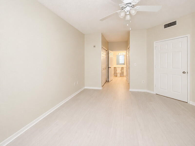 616 Clearwater Park Road 513 Property Photo 12