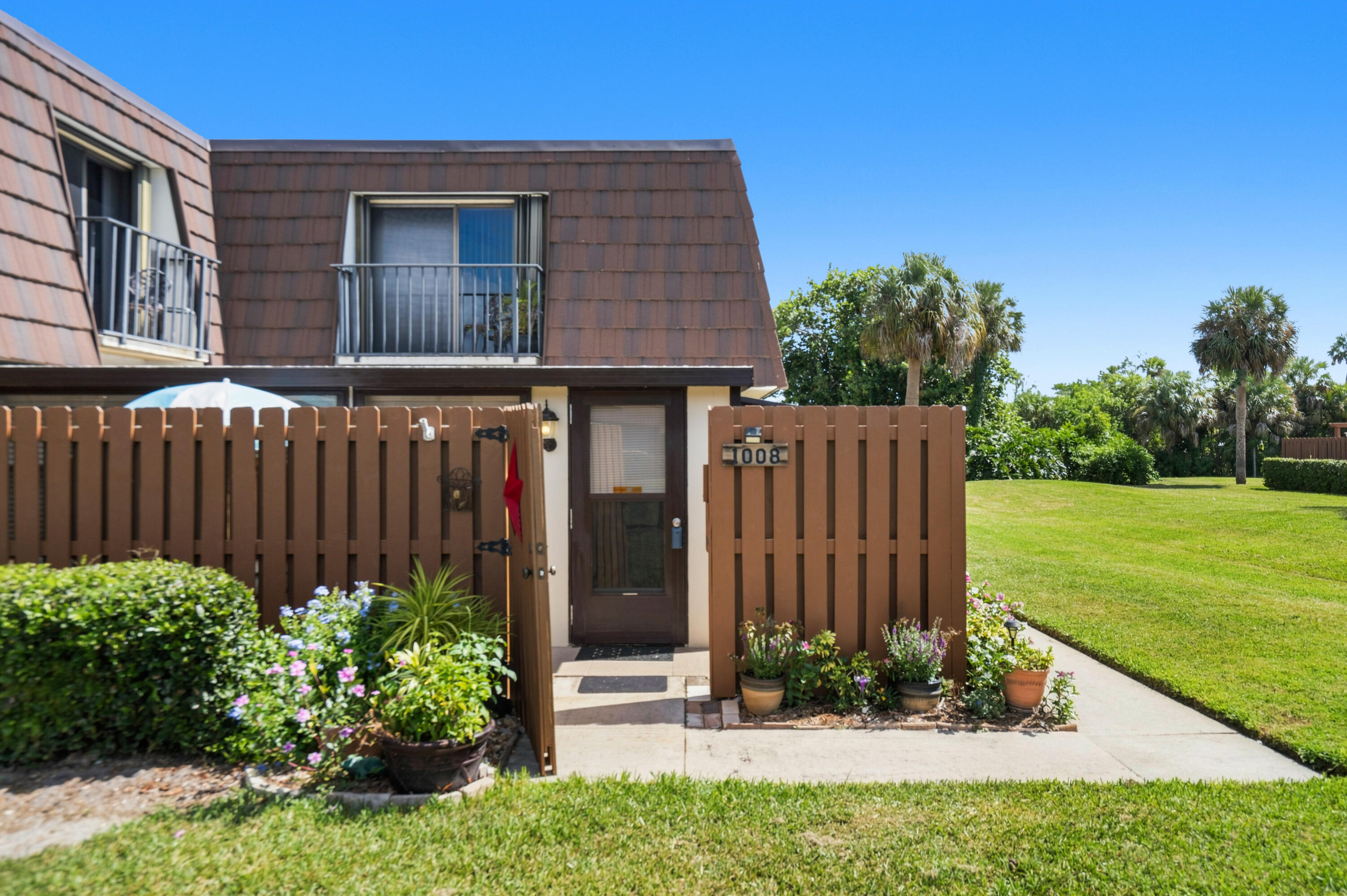 6197 Se Riverboat Drive Property Photo 2