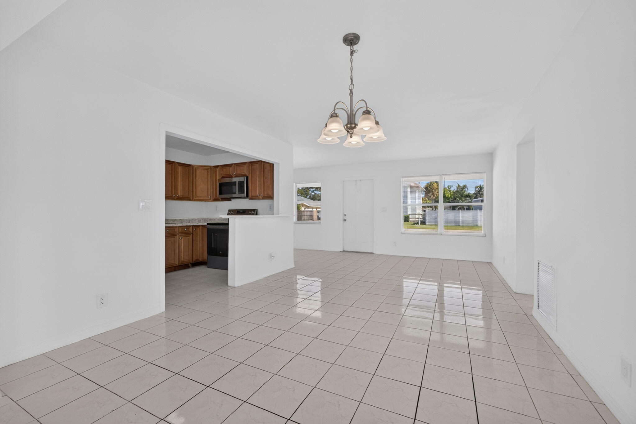 304 Cypress Drive Property Photo 11