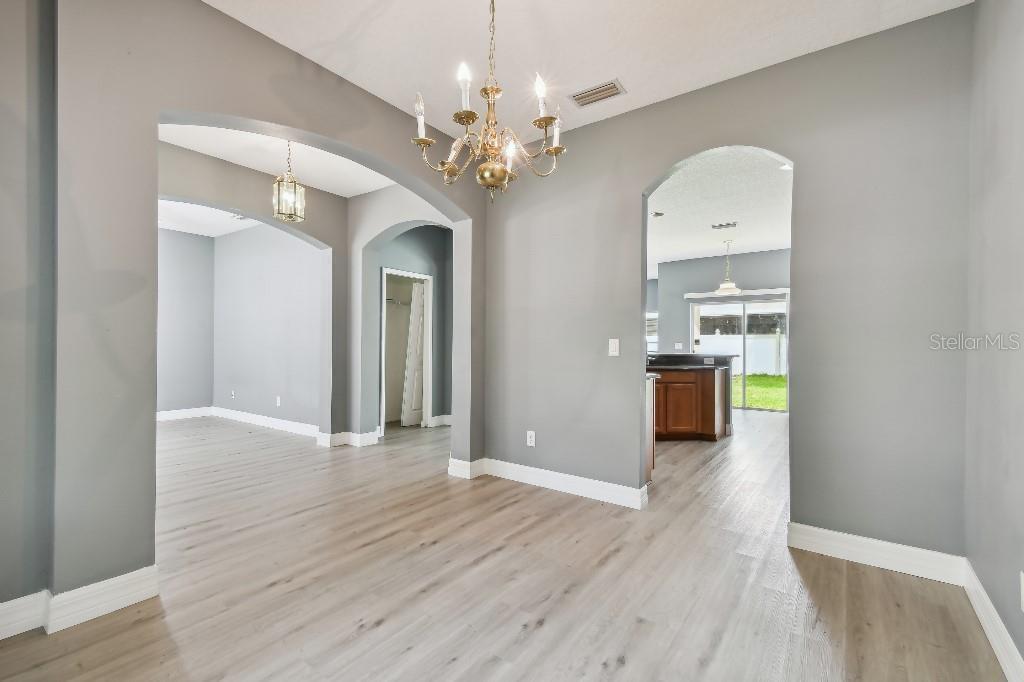 17831 Golden Leaf Lane Property Photo 4