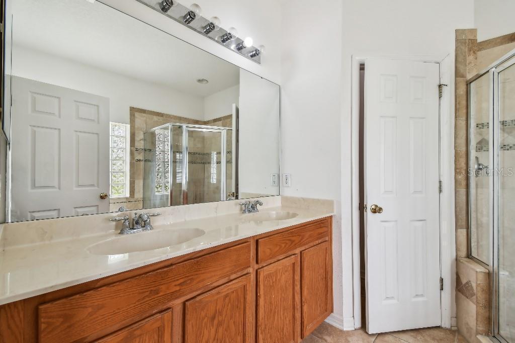 17831 Golden Leaf Lane Property Photo 15