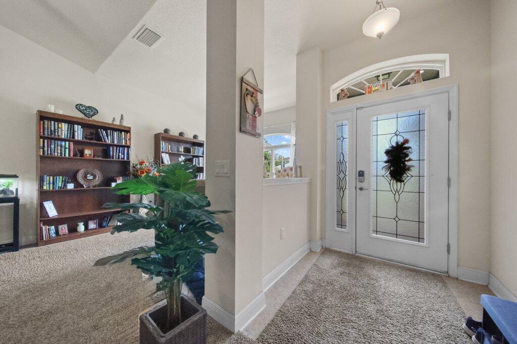 1680 Sw Burlington Street Property Photo 4