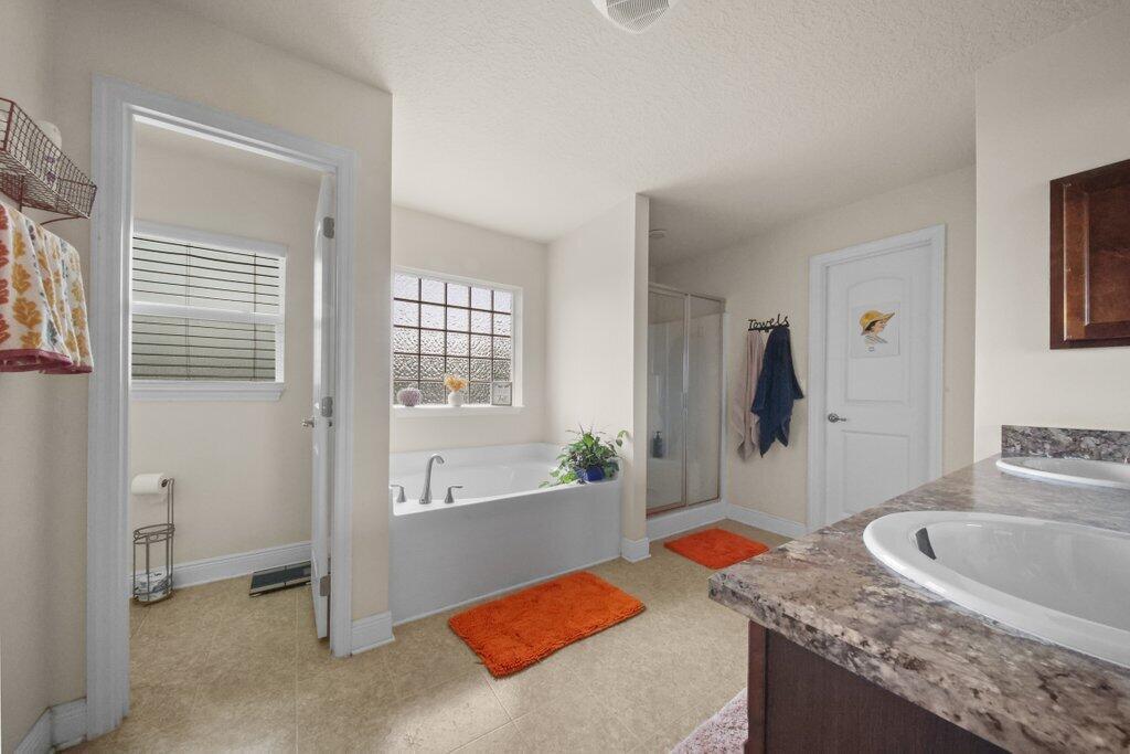 1680 Sw Burlington Street Property Photo 17