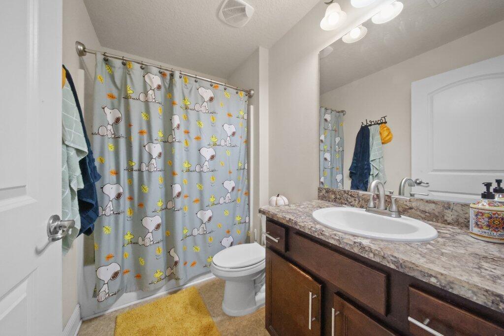 1680 Sw Burlington Street Property Photo 21