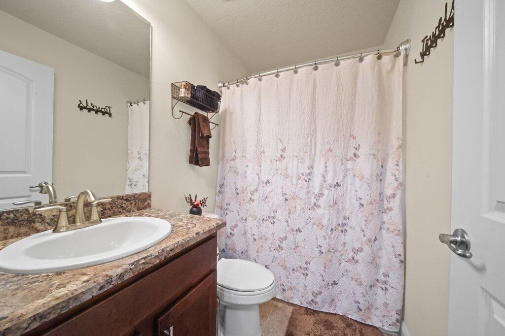 1680 Sw Burlington Street Property Photo 22