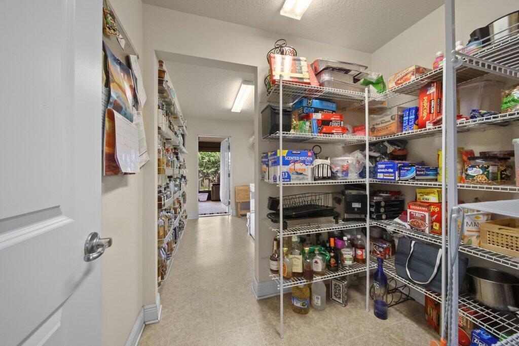 1680 Sw Burlington Street Property Photo 23